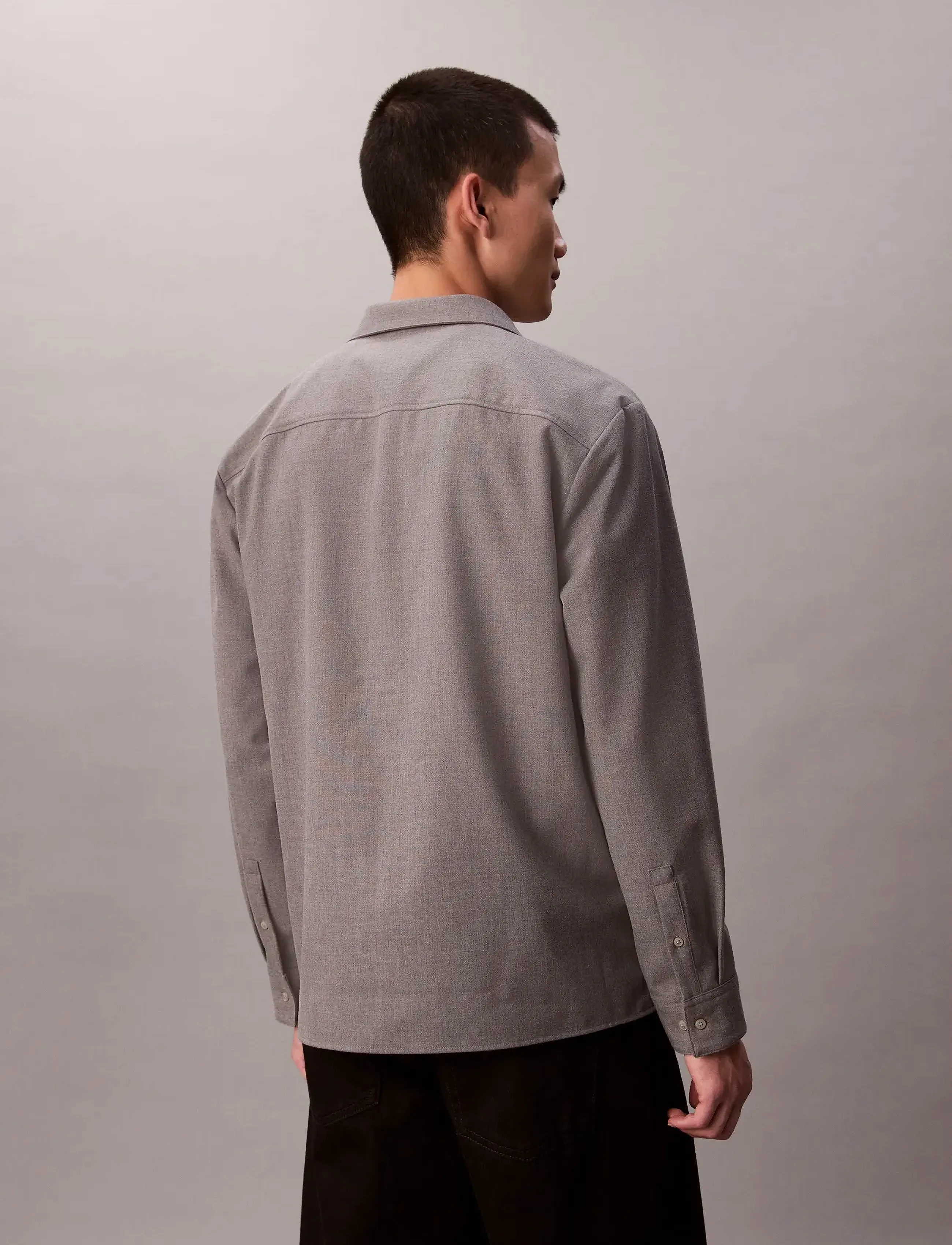 Calvin Klein - LS SOLID SILK WOOL EASY SHIRT - herren - marble gray - 4