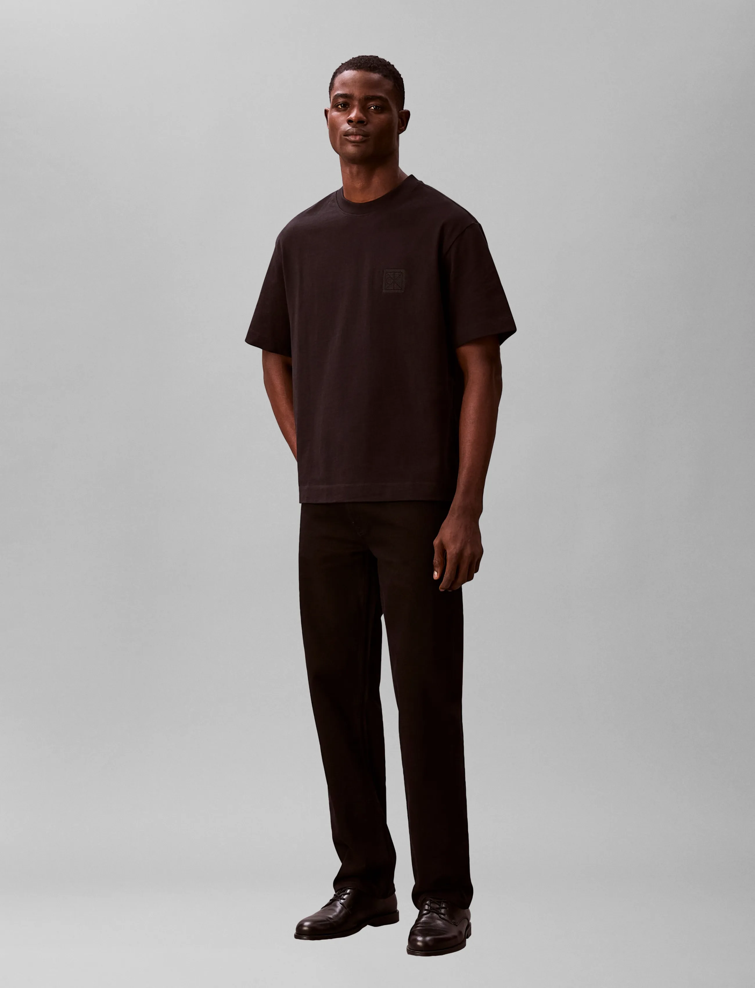 Calvin Klein SS RLXD 16S EMBRD TWILL EMBLEM T - T-särgid - BLACK / black