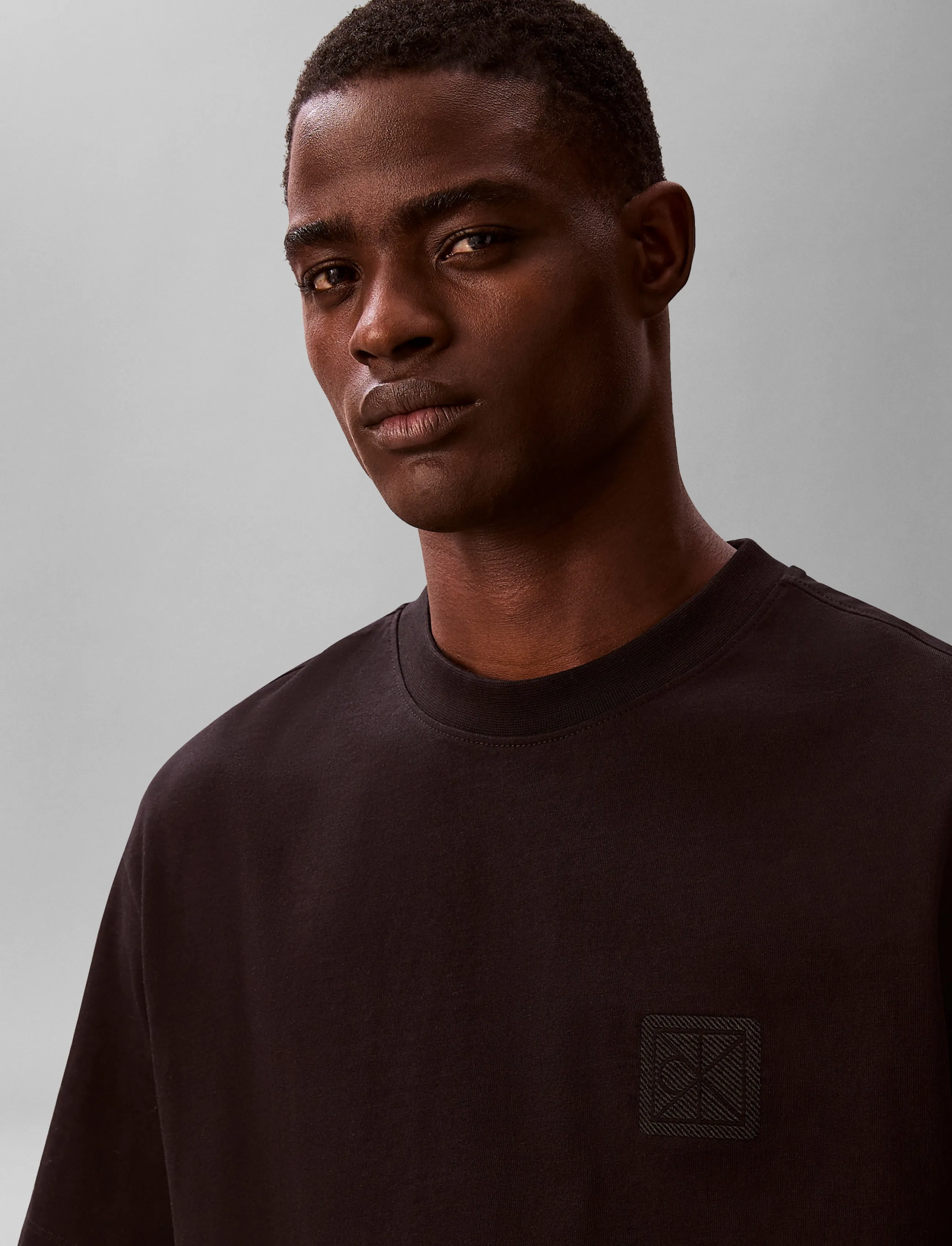 Calvin Klein - SS RLXD 16S EMBRD TWILL EMBLEM T - lühikeste varrukatega t-särgid - black - 4