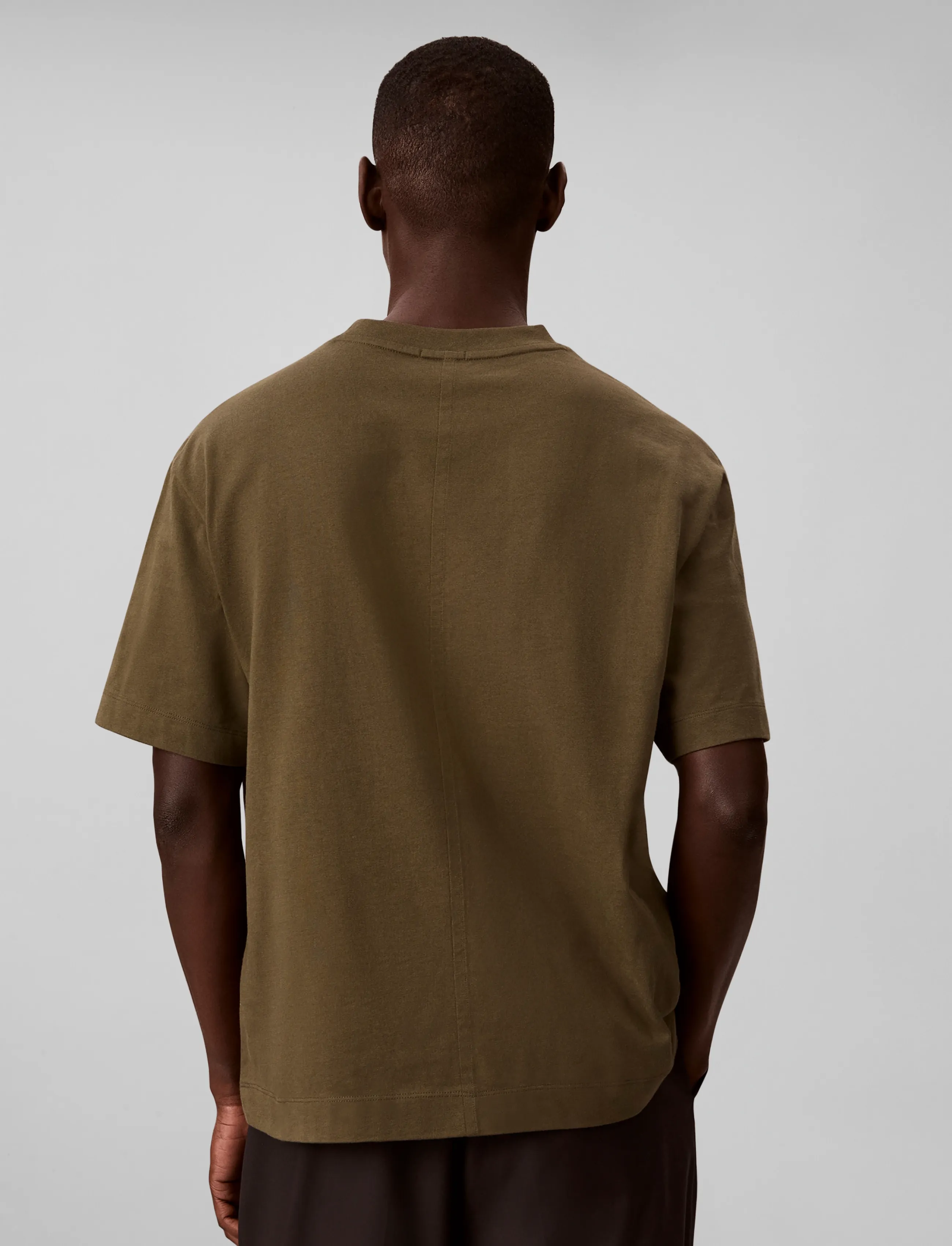 Calvin Klein - SS RLXD 16S EMBRD TWILL EMBLEM T - kortærmede t-shirts - olive night - 2