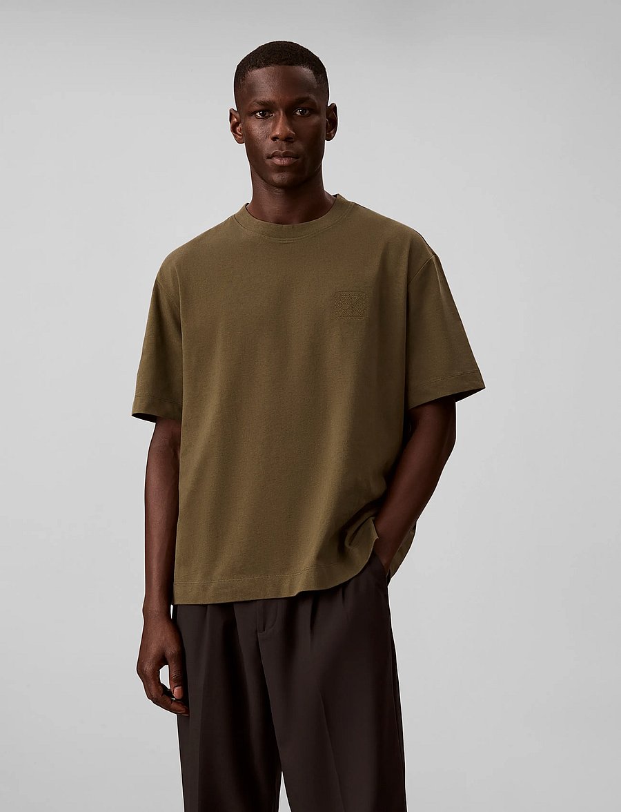 Calvin Klein - SS RLXD 16S EMBRD TWILL EMBLEM T - kortærmede t-shirts - olive night - 3