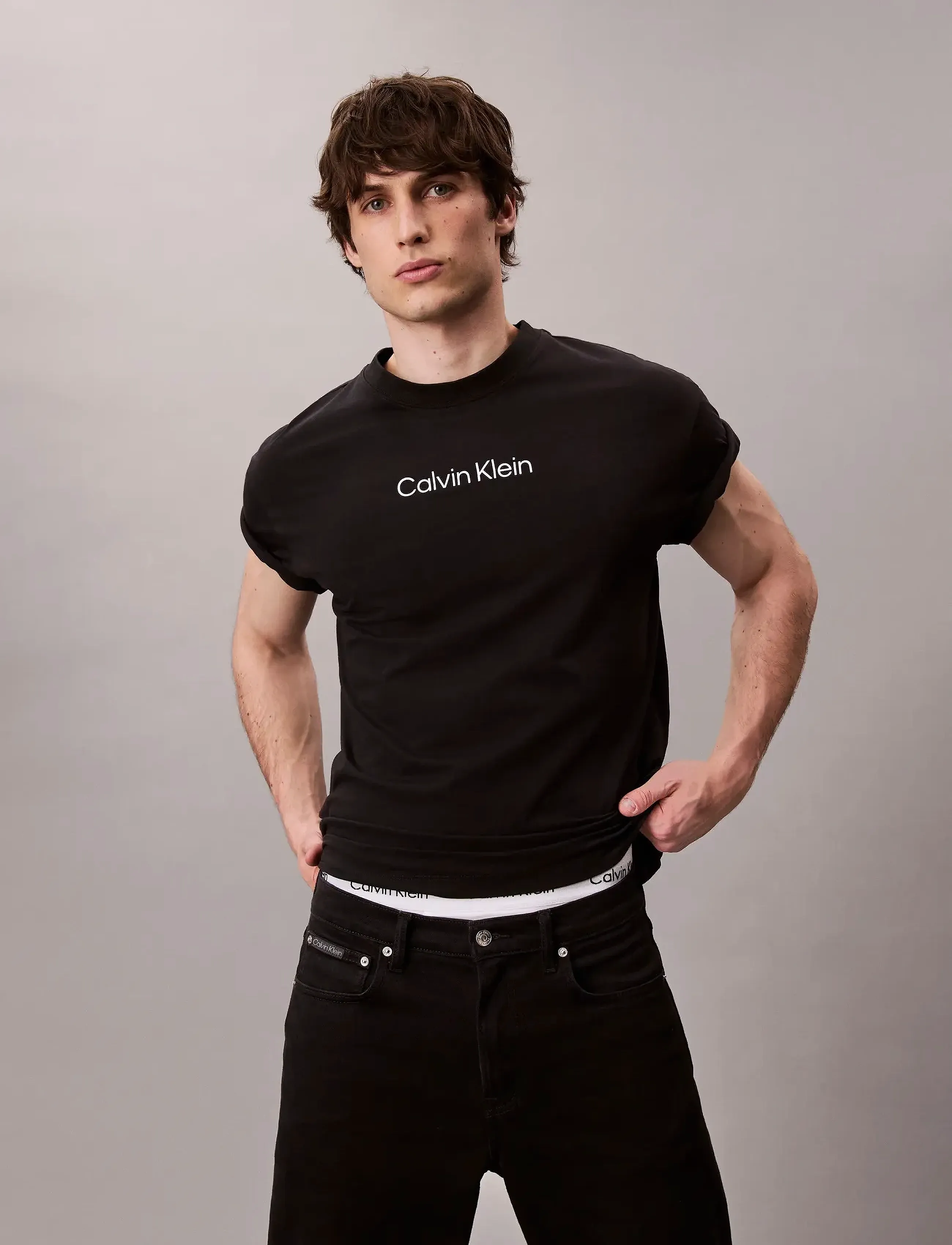 Calvin Klein - SS STANDARD LOGO 30S CREWNK TEE - black - 3