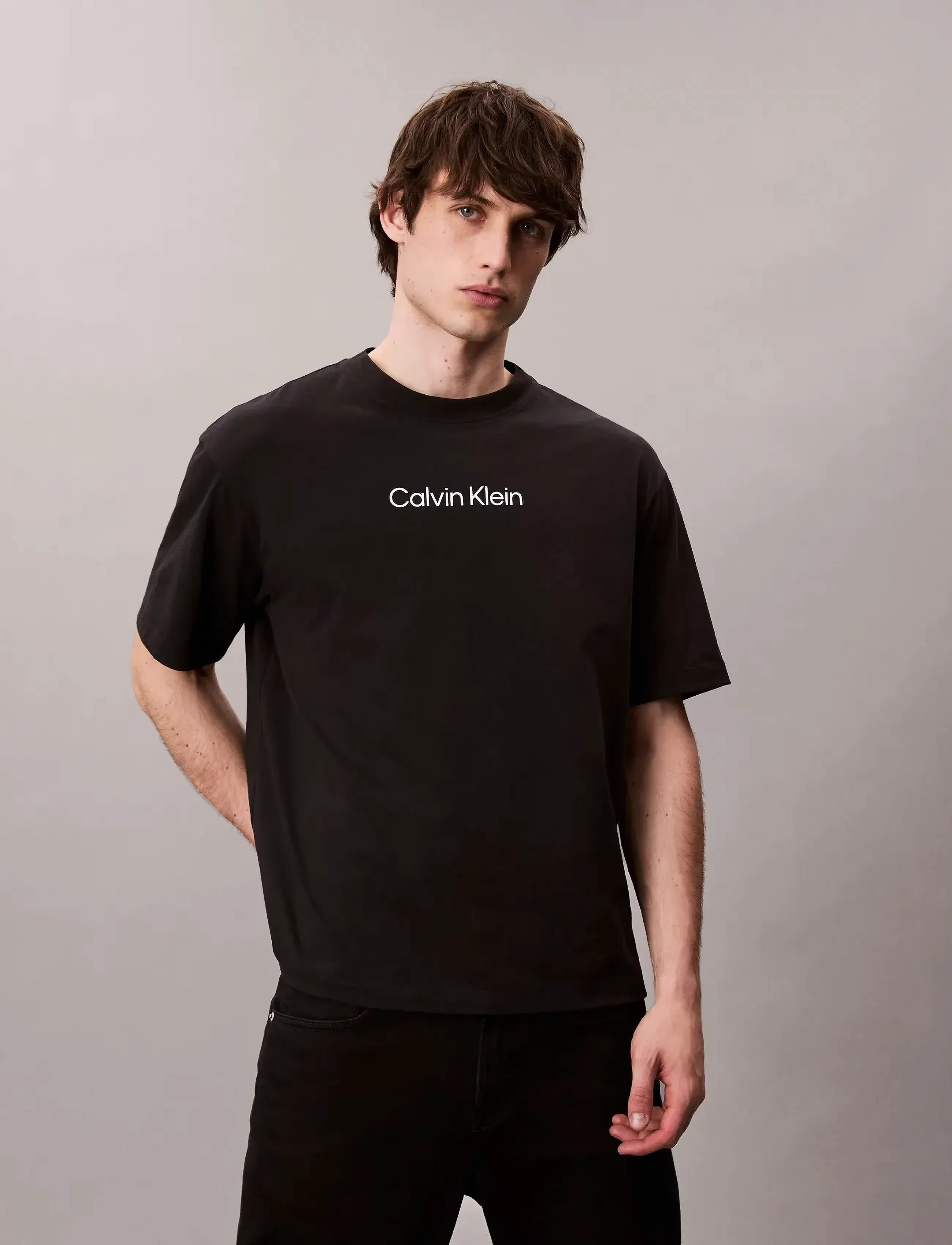 Calvin Klein - SS STANDARD LOGO 30S CREWNK TEE - black - 5