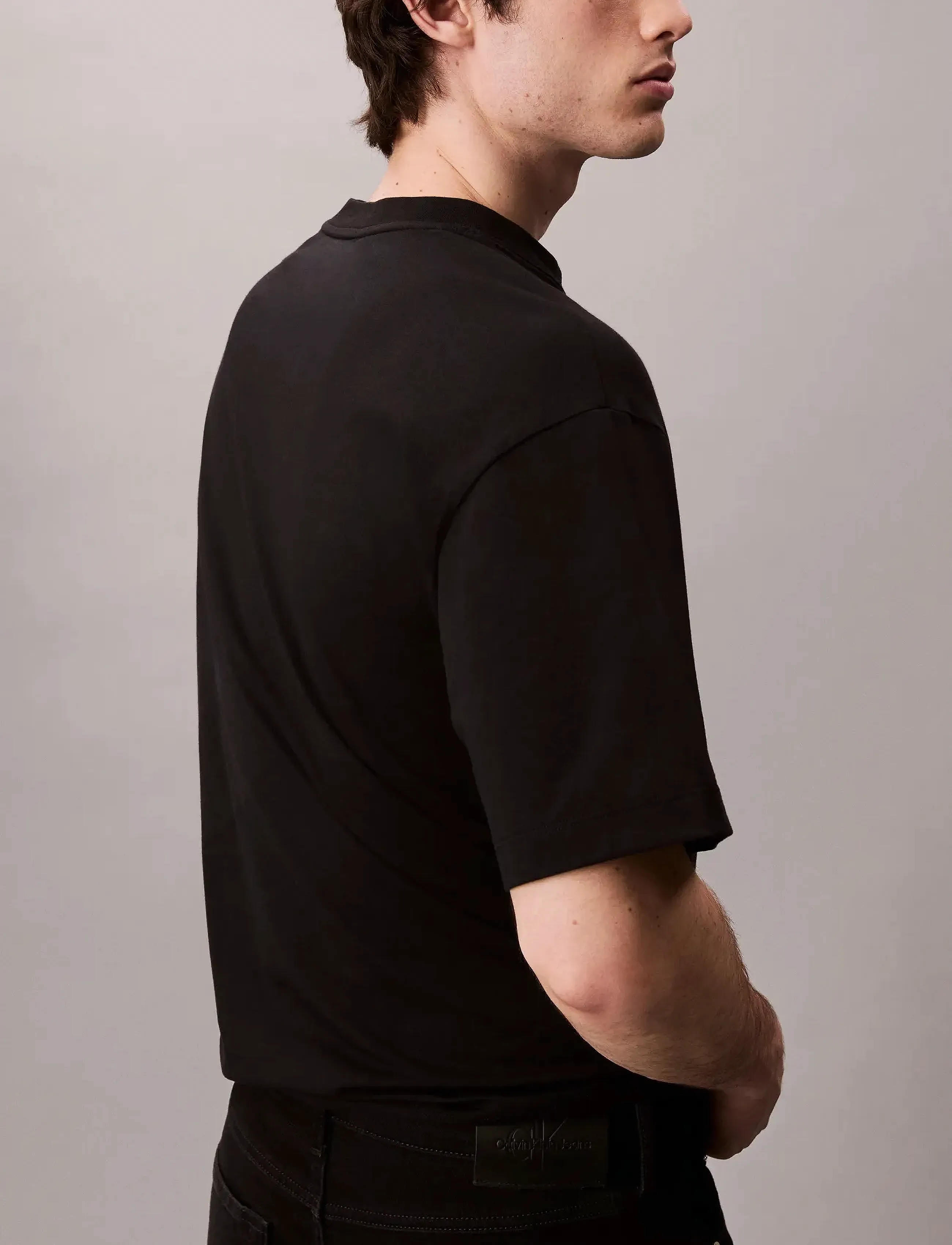 Calvin Klein Ss Standard Logo 30S Crewnk Tee t-shirts - bas herr – bild 6