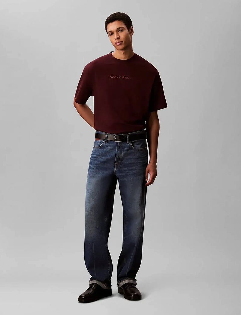 Calvin Klein - SS STANDARD LOGO 30S CREWNK TEE - lühikeste varrukatega t-särgid - moroccan brown - 2