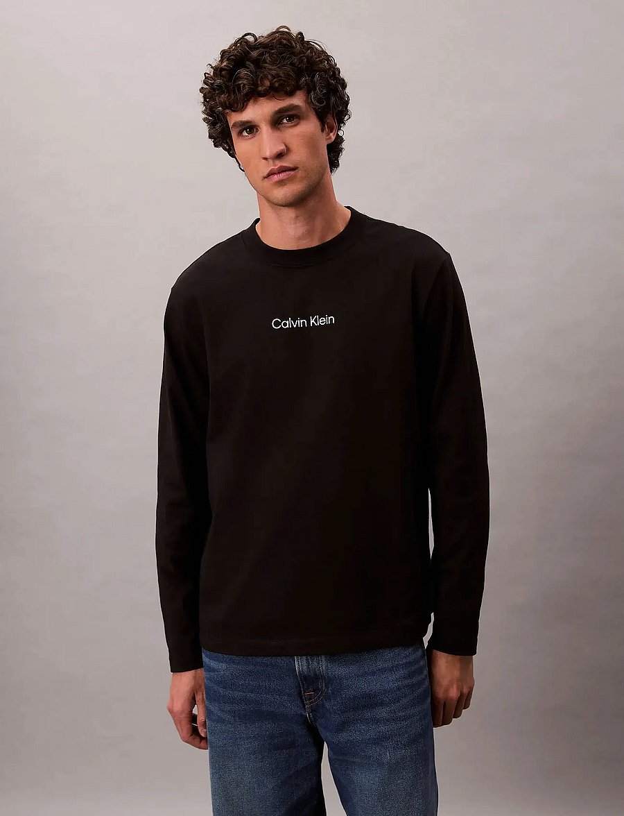 Calvin Klein - LS RLXD STANDARD LOGO CREWNK TEE - pikkade varrukatega t-särgid - black - 0