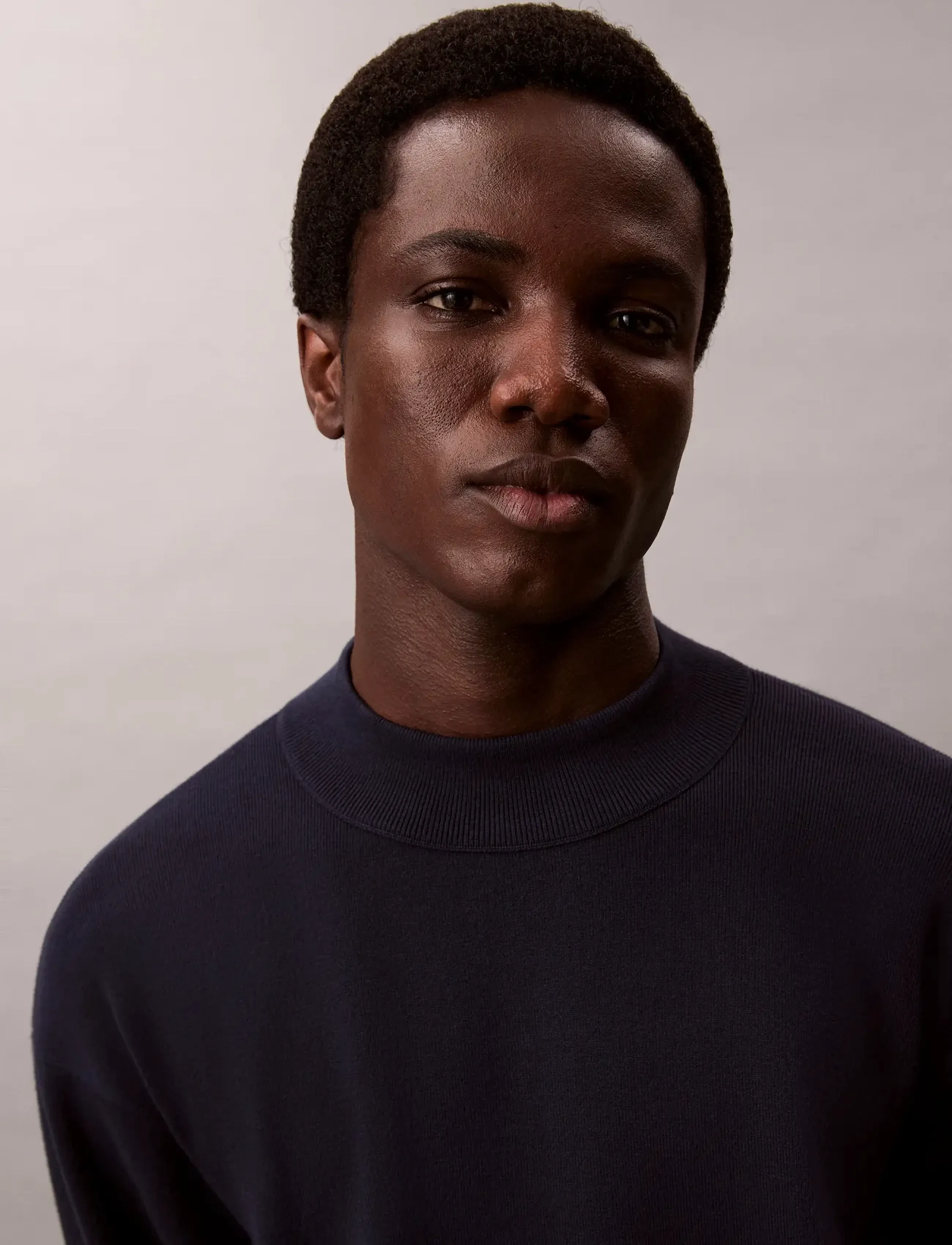 Calvin Klein LS SNOWY TECH KNIT BOXY MOCK NK - Business - DARK SAPPHIRE / navy