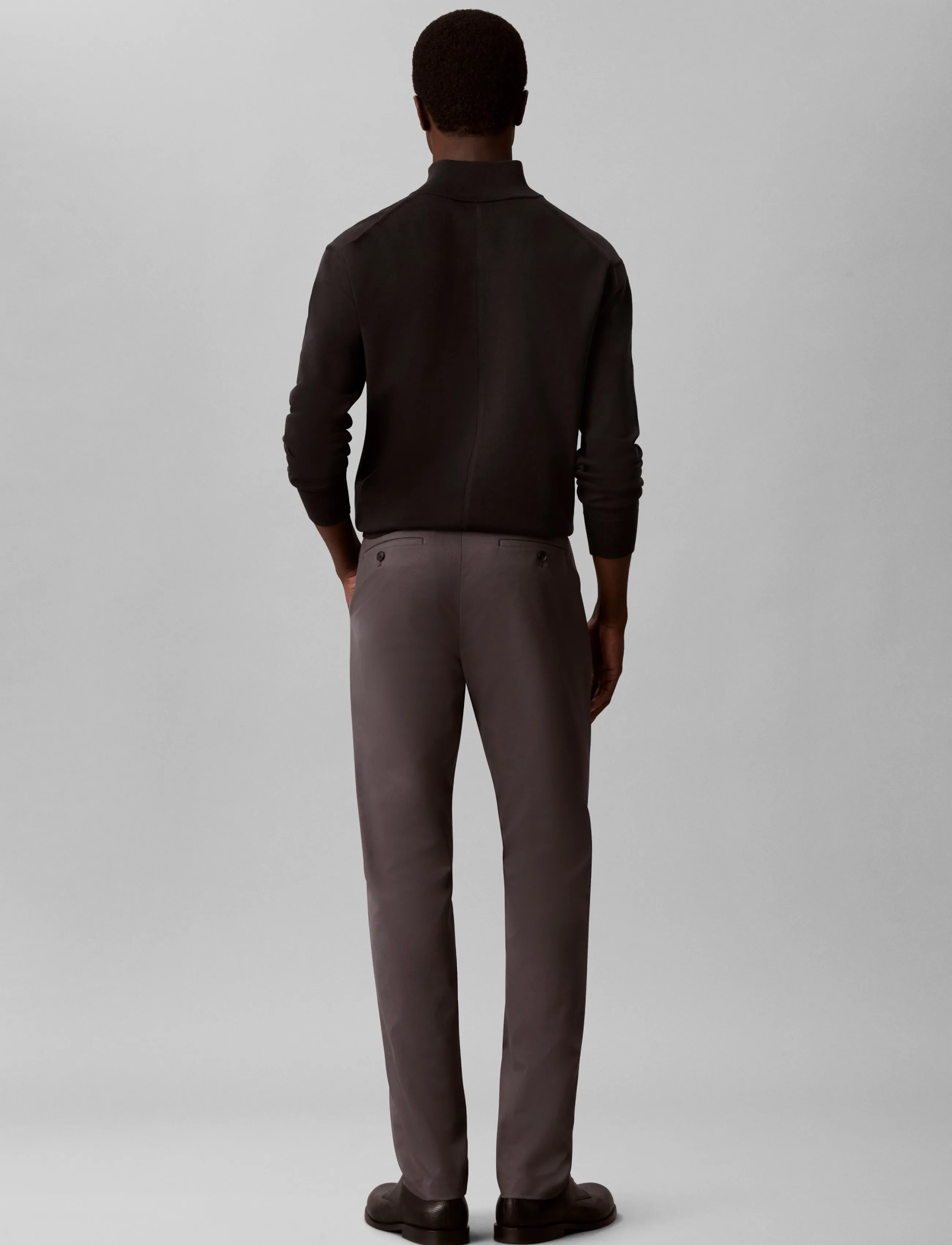 Calvin Klein - SLIM SATEEN CHINO TROUSER - chino-püksid - volcanic ash - 2