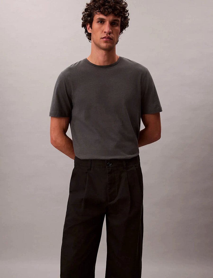 Calvin Klein - COTTON PLEATED HALF ELASTIC PANT - casual bukser - black - 4