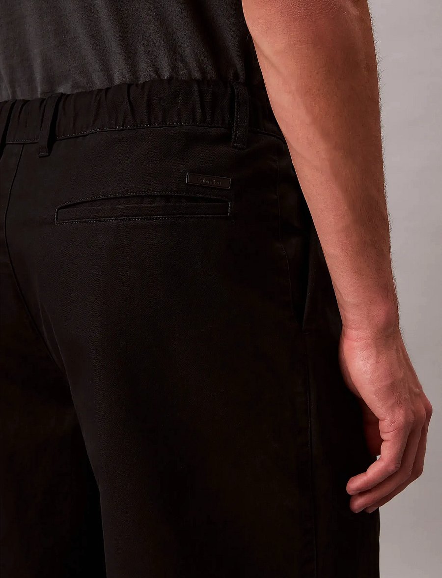 Calvin Klein - COTTON PLEATED HALF ELASTIC PANT - casual bukser - black - 5