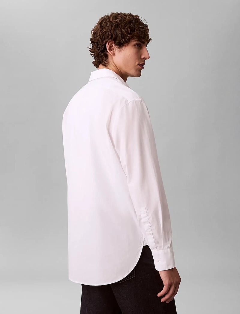 Calvin Klein - LS SOLID CRISP RELAXED SHIRT - casual shirts - brilliant white - 2