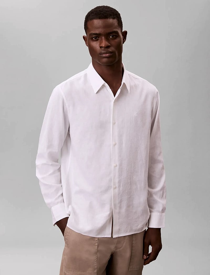 Calvin Klein - LS SOLID LINEN CLASSIC SHIRT - linneskjortor - brilliant white - 3