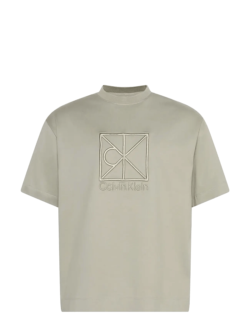 Calvin Klein - SS RLXD PREMIUM INTERLOCK EMBLEM - short-sleeved t-shirts - forest fog - 1