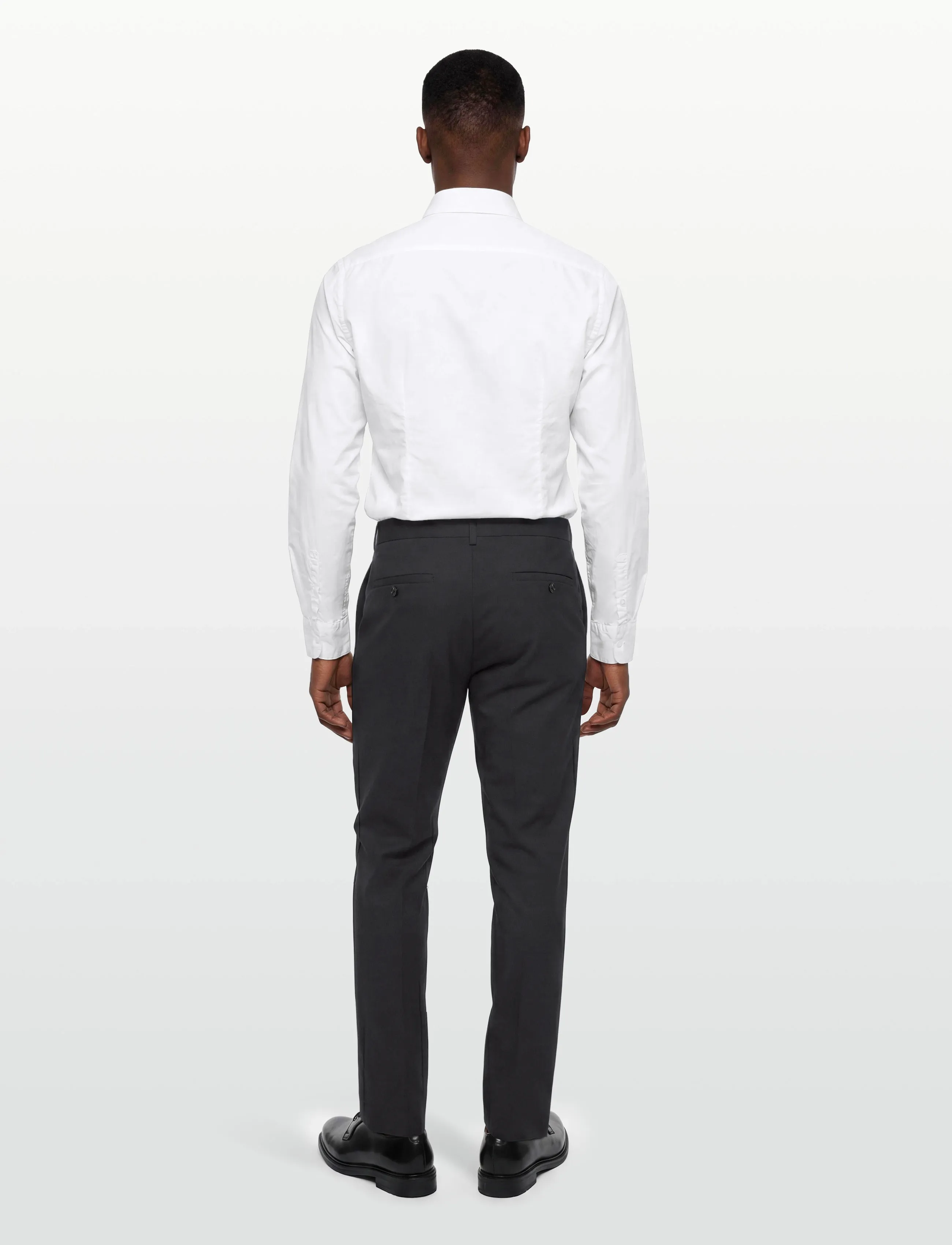 Calvin Klein - TAPERED PLTD SATEEN CHINO TROUSE - freizeithosen - black - 4