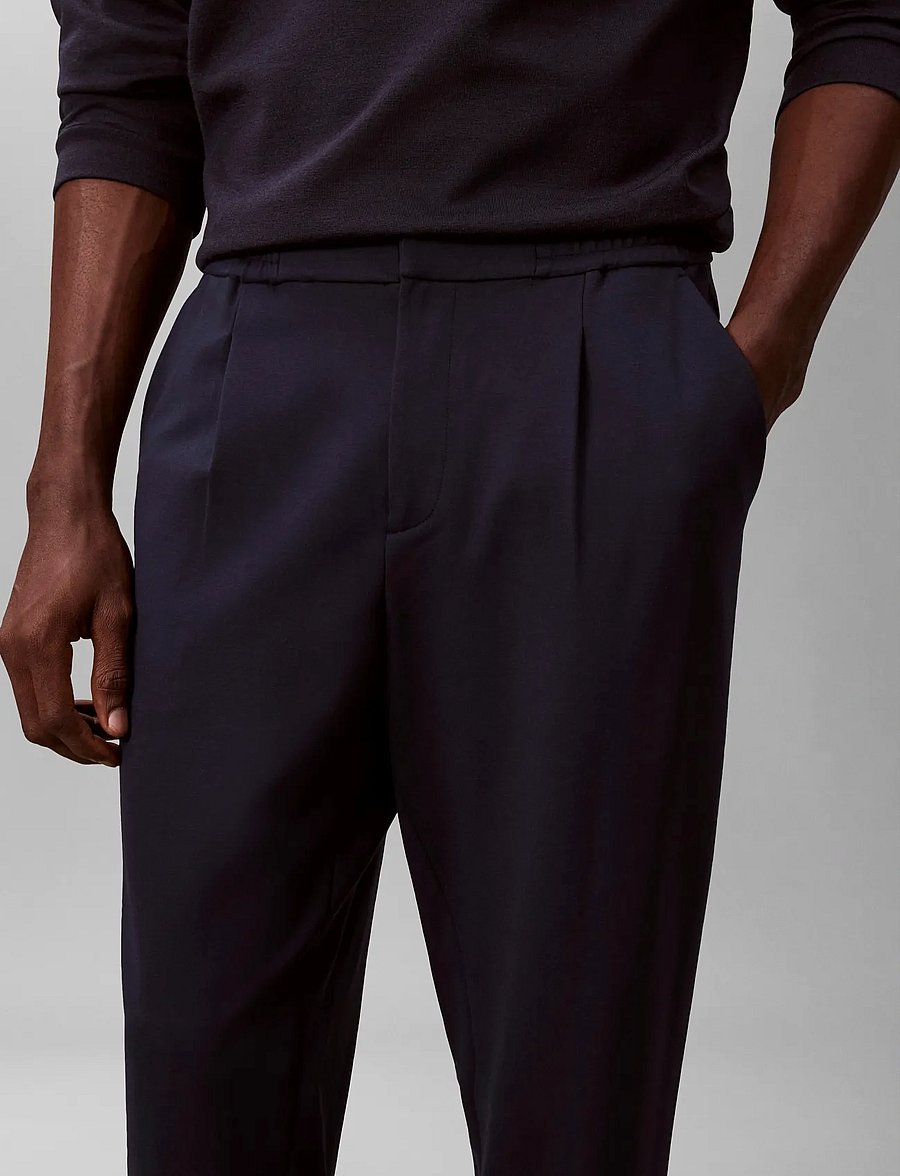 Calvin Klein - SLIM TAPERED KNIT PLEATED PANT - kostiuminės kelnės - dark sapphire - 3