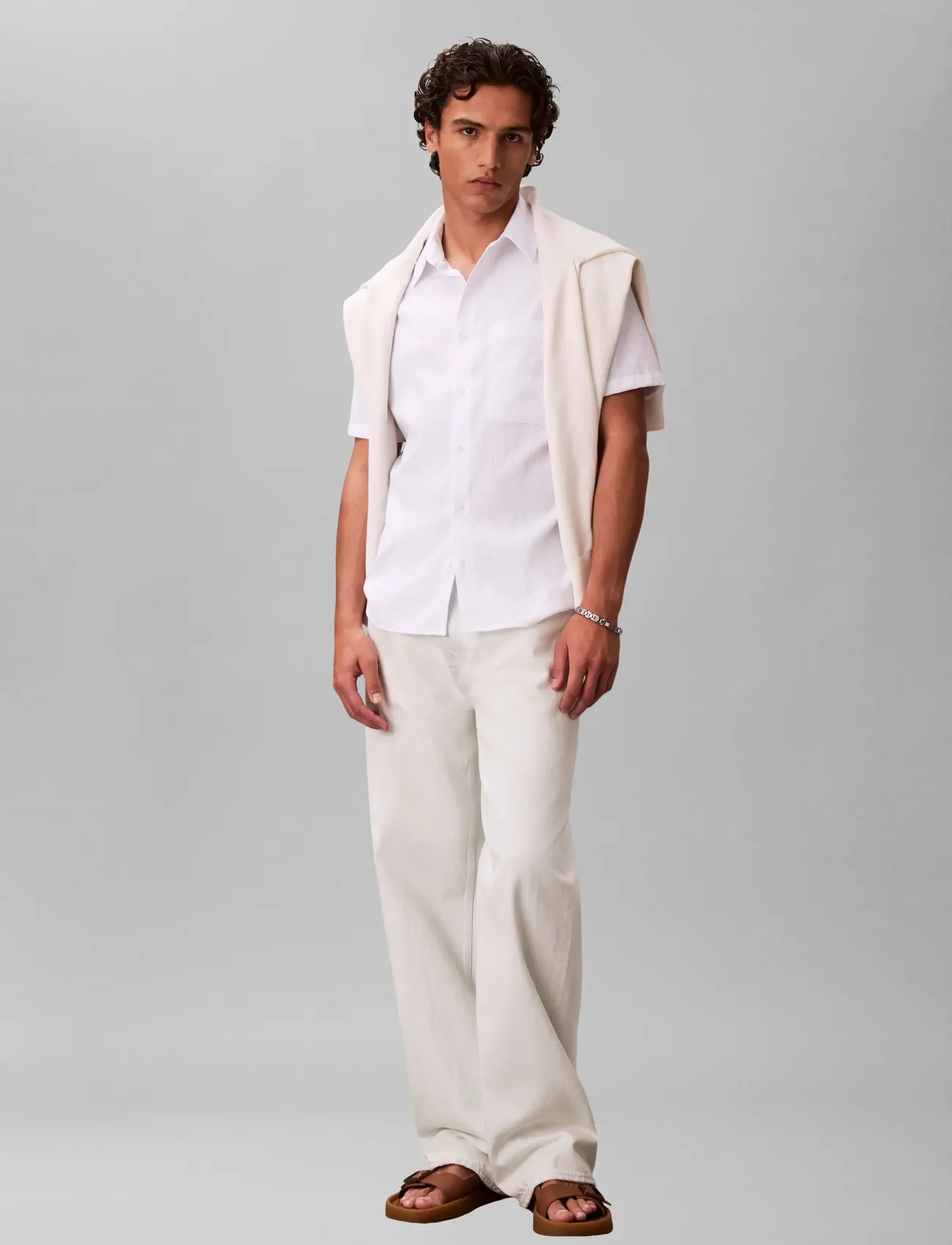Calvin Klein SS SOLID SEERSUCKER CLASSIC SHIR - Kurzarmhemden - BRILLIANT WHITE / white