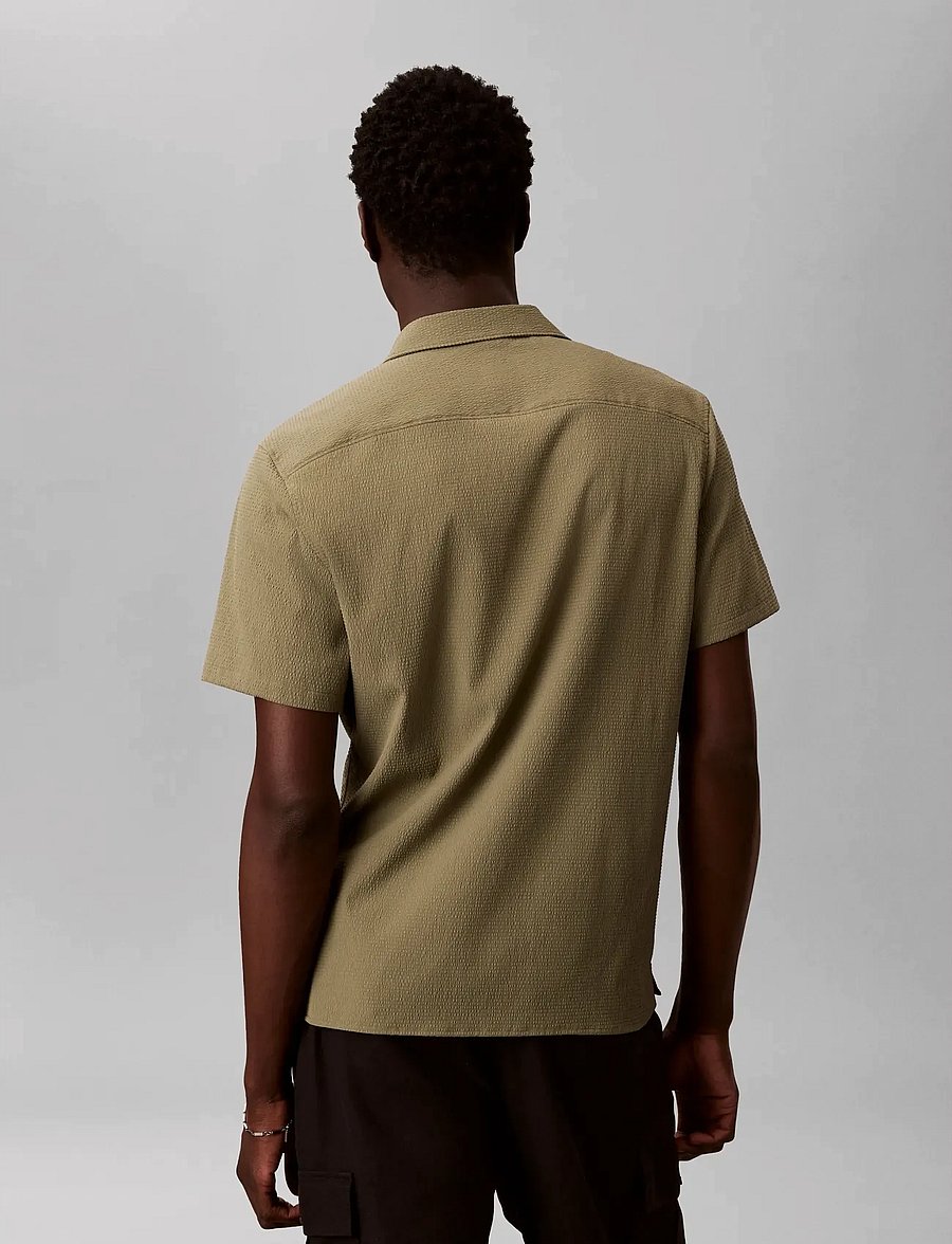 Calvin Klein - SS SOLID SEERSUCKER CLASSIC SHIR - short-sleeved shirts - deep lichen green - 2