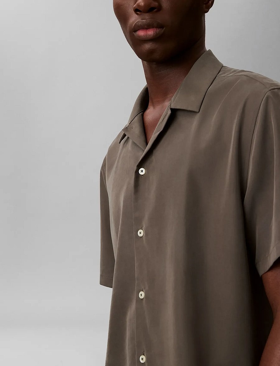 Calvin Klein - SS CAMP COLLAR DRAPEY LYOCELL EA - kortärmade skjortor - warm oak - 4