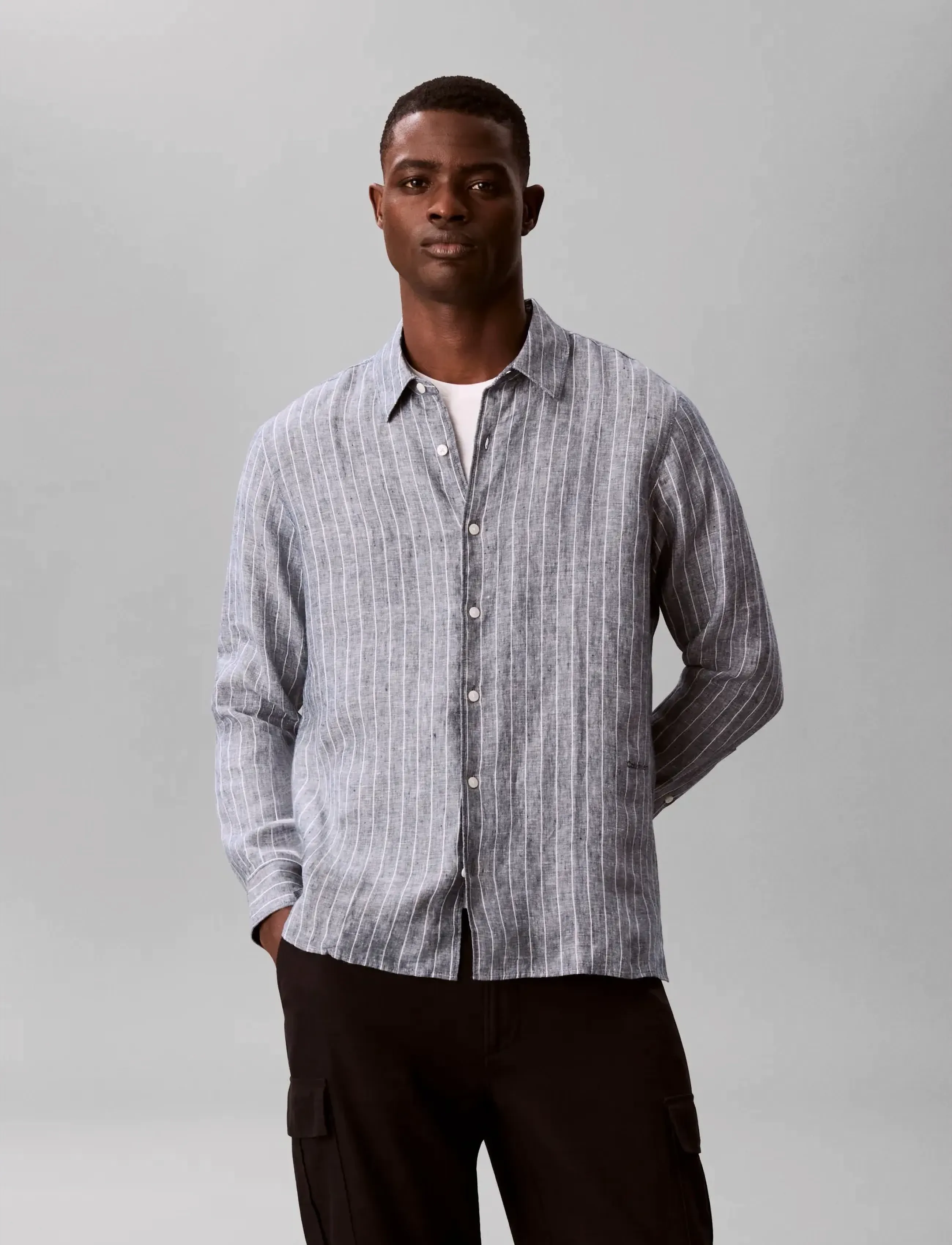 Calvin Klein - LS YD PINSTRIPE LINEN CLASSIC SH - stribede skjorter - navy stone - 4