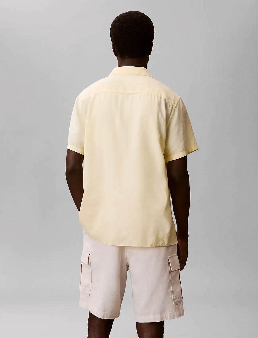 Calvin Klein - SS CAMP COLLAR SOLID LINEN CLASS - kortärmade skjortor - anise flower - 2