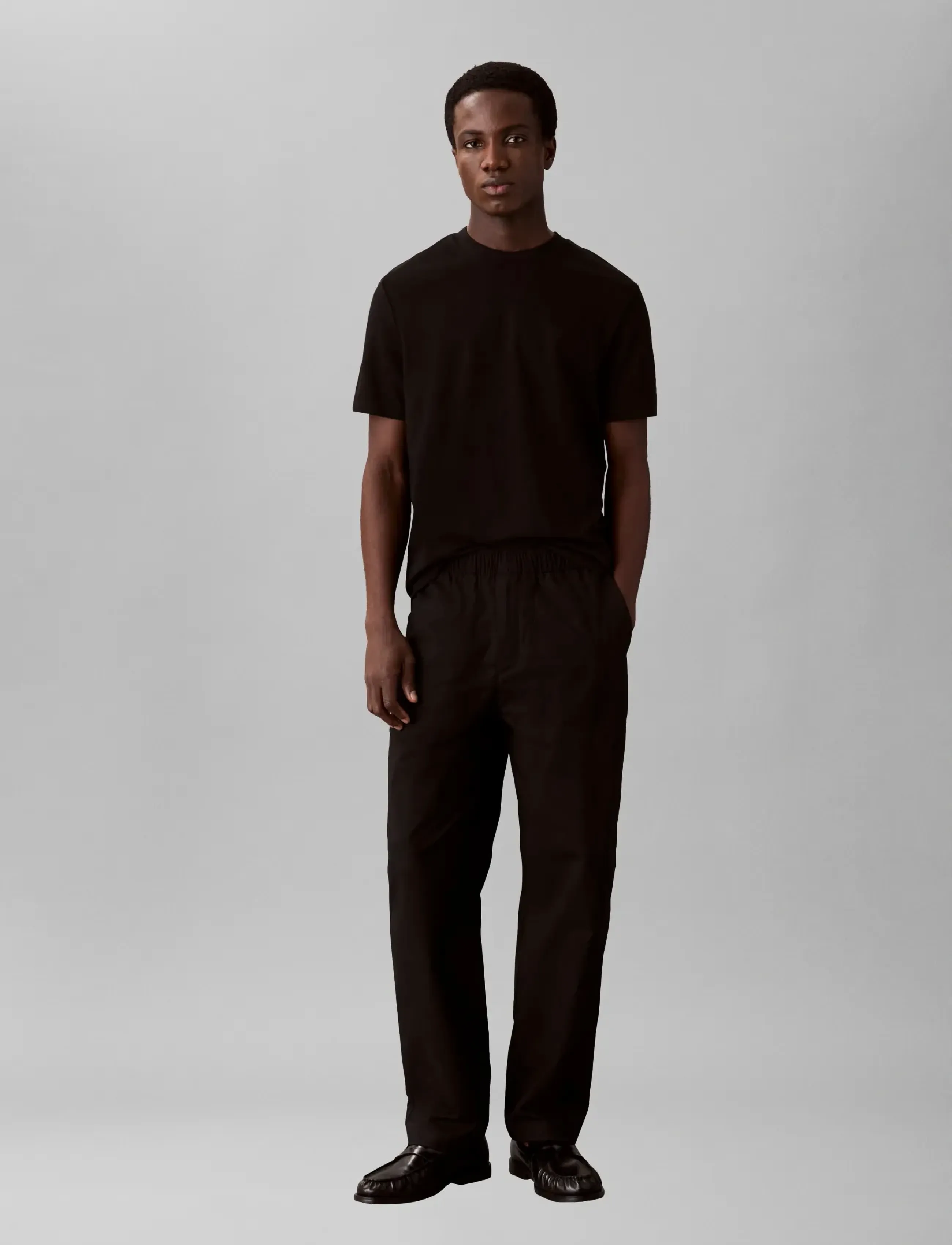Calvin Klein SS TECH INTERLOCK CREWNK TEE - Deals - BLACK / black