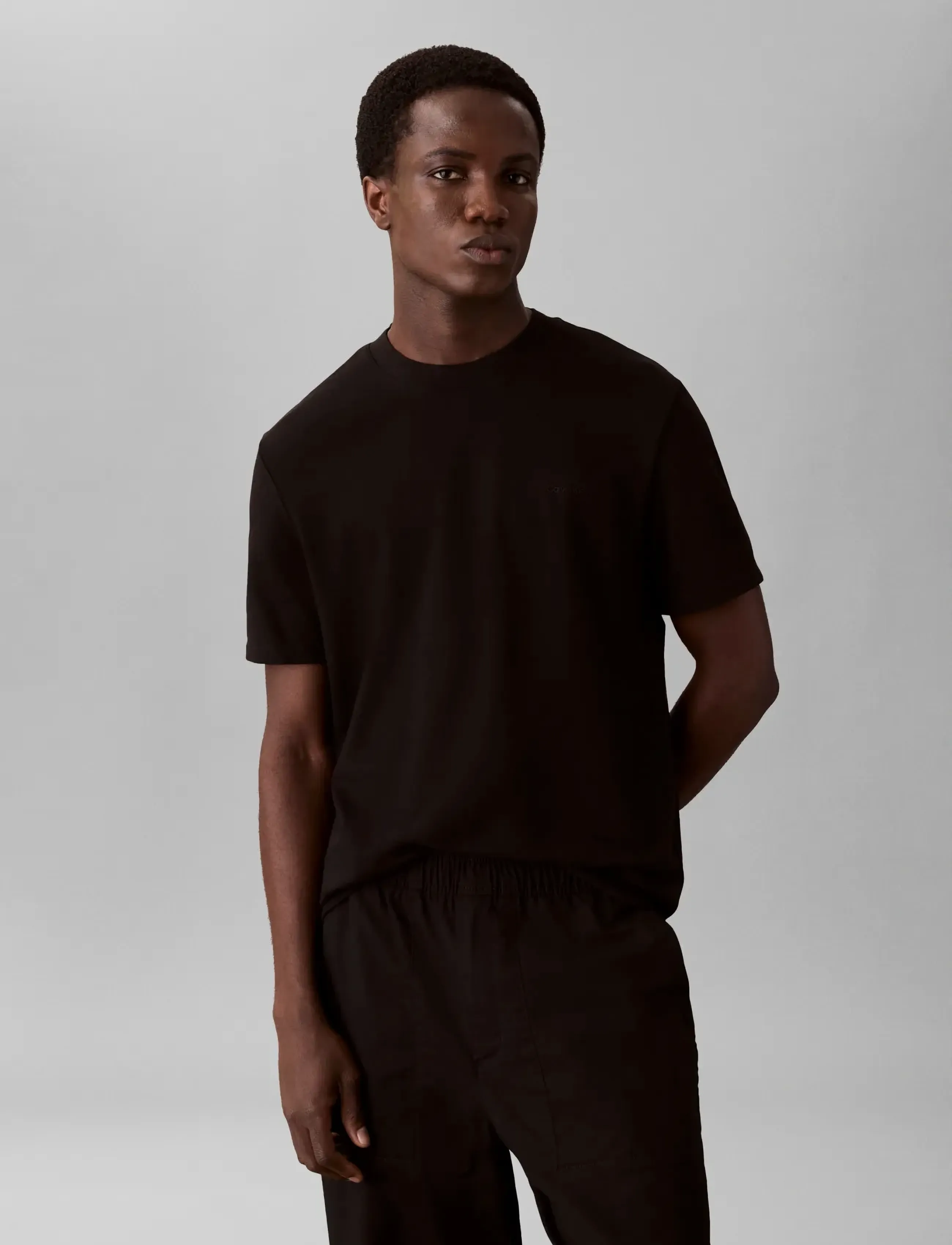 Calvin Klein - SS TECH INTERLOCK CREWNK TEE - short-sleeved t-shirts - black - 3