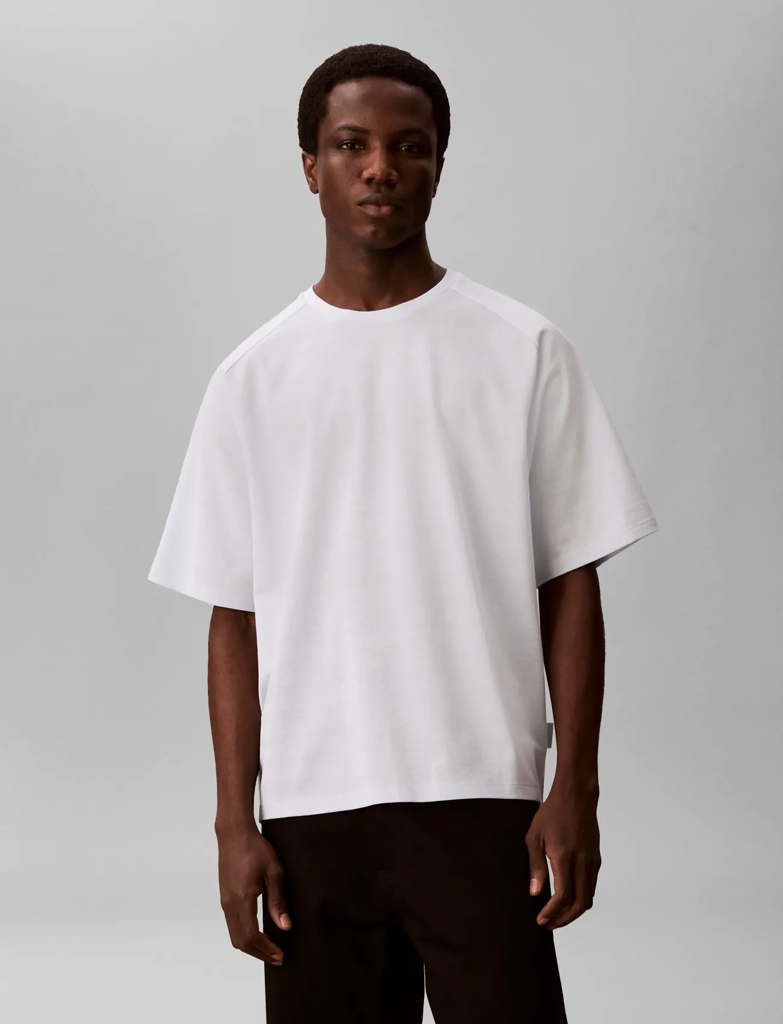 Calvin Klein - SS EASY BAR JACQUARD CREWNK TEE - kortærmede t-shirts - plein air - 3