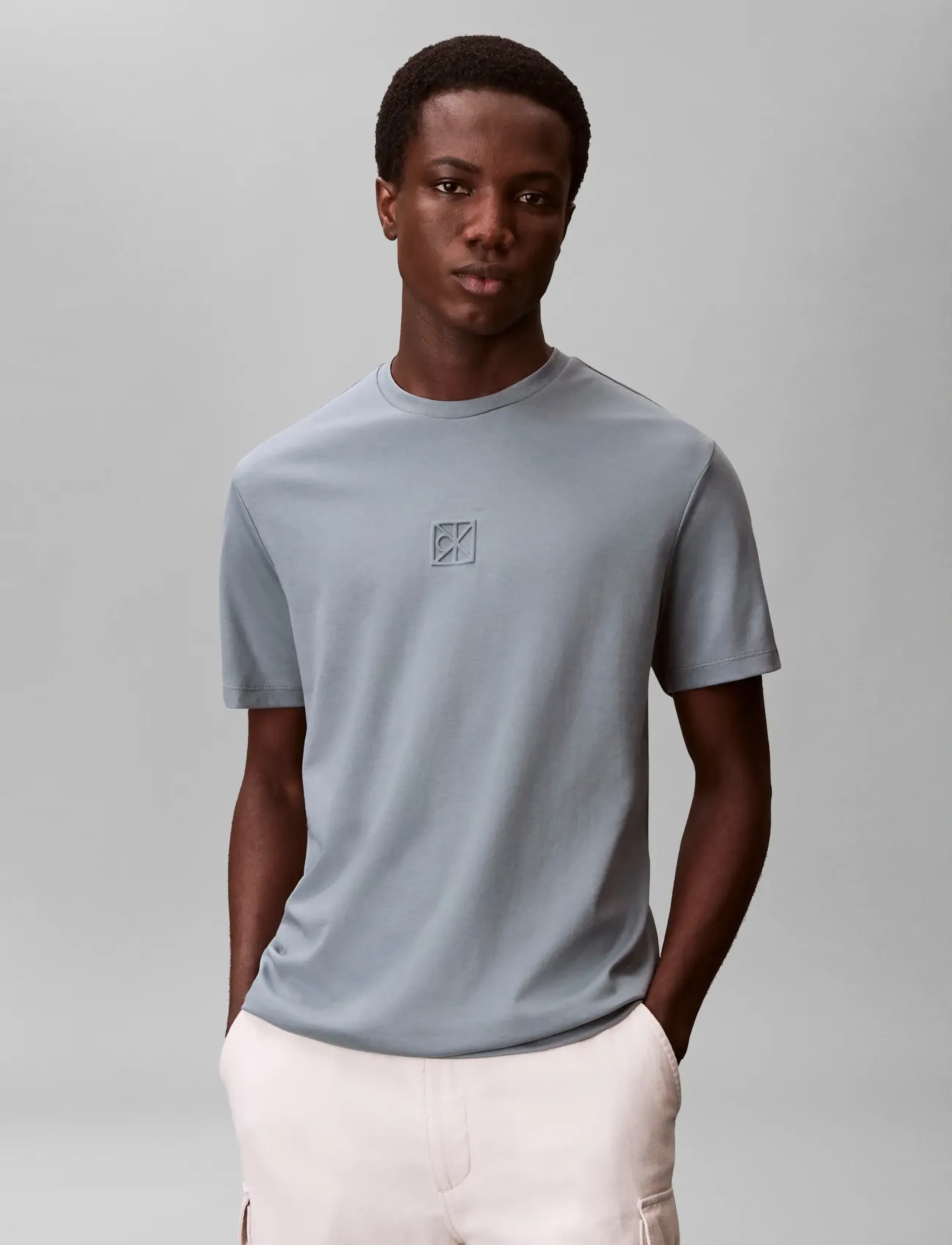 Calvin Klein - SS SUPIMA EMBLEM LOGO TEE - kurzärmelig - frosted spruce - 3