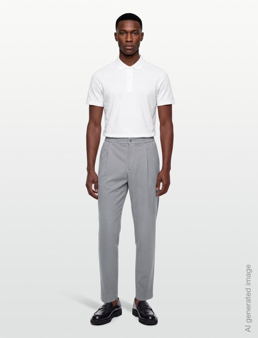 Calvin Klein - TAPERED TECH KNIT PLEATED PANT - freizeithosen - convoy - 0