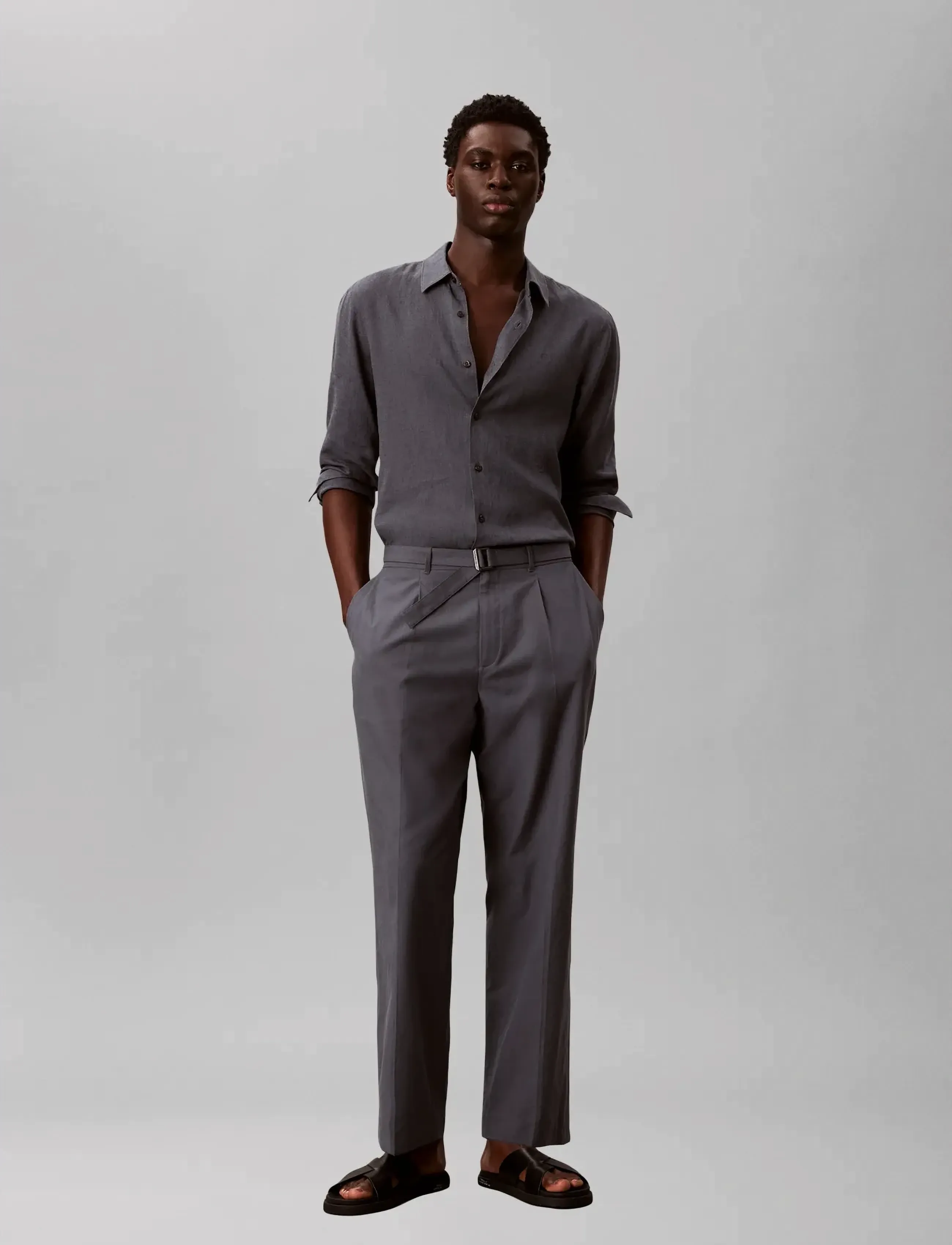 Calvin Klein STRAIGHT LYOCELL BELTED PLTD TRO - Tøj - TURBULENCE / grey