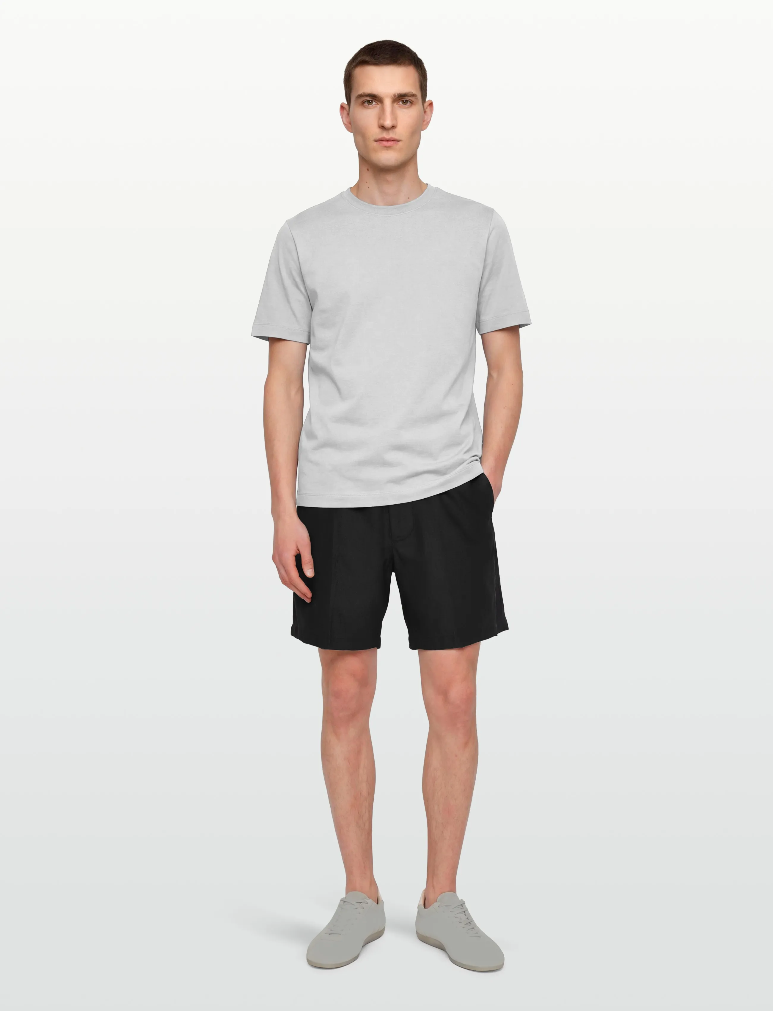Calvin Klein Straight Linen 7" Pull On Short, M, Black, Shorts > Linen Shorts, Herre
