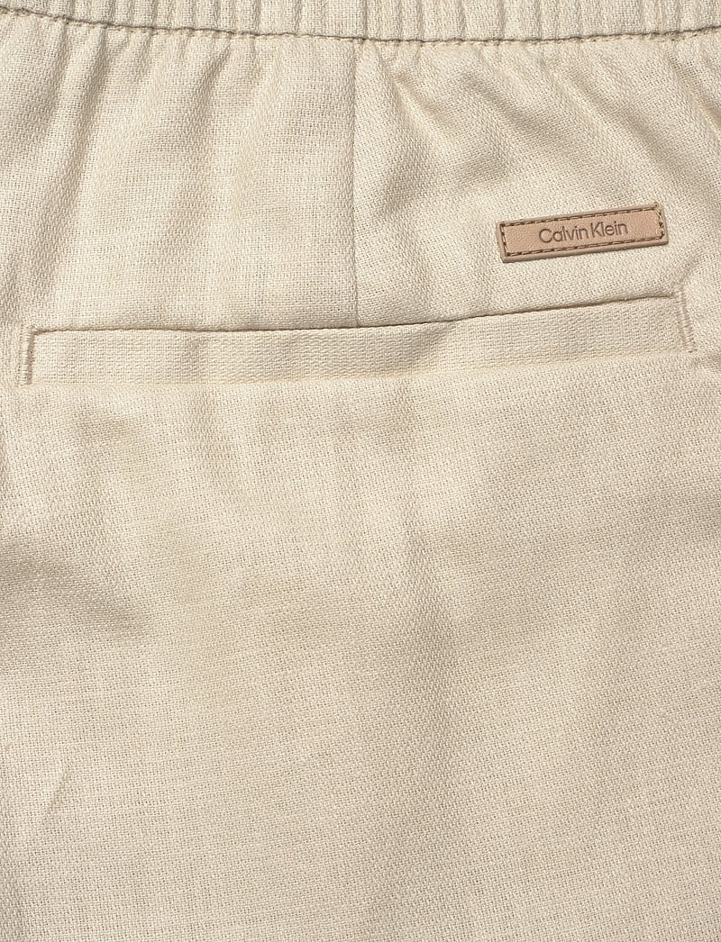 Calvin Klein - STRAIGHT LINEN 7" PULL ON SHORT - hørshorts - oatmeal - 4