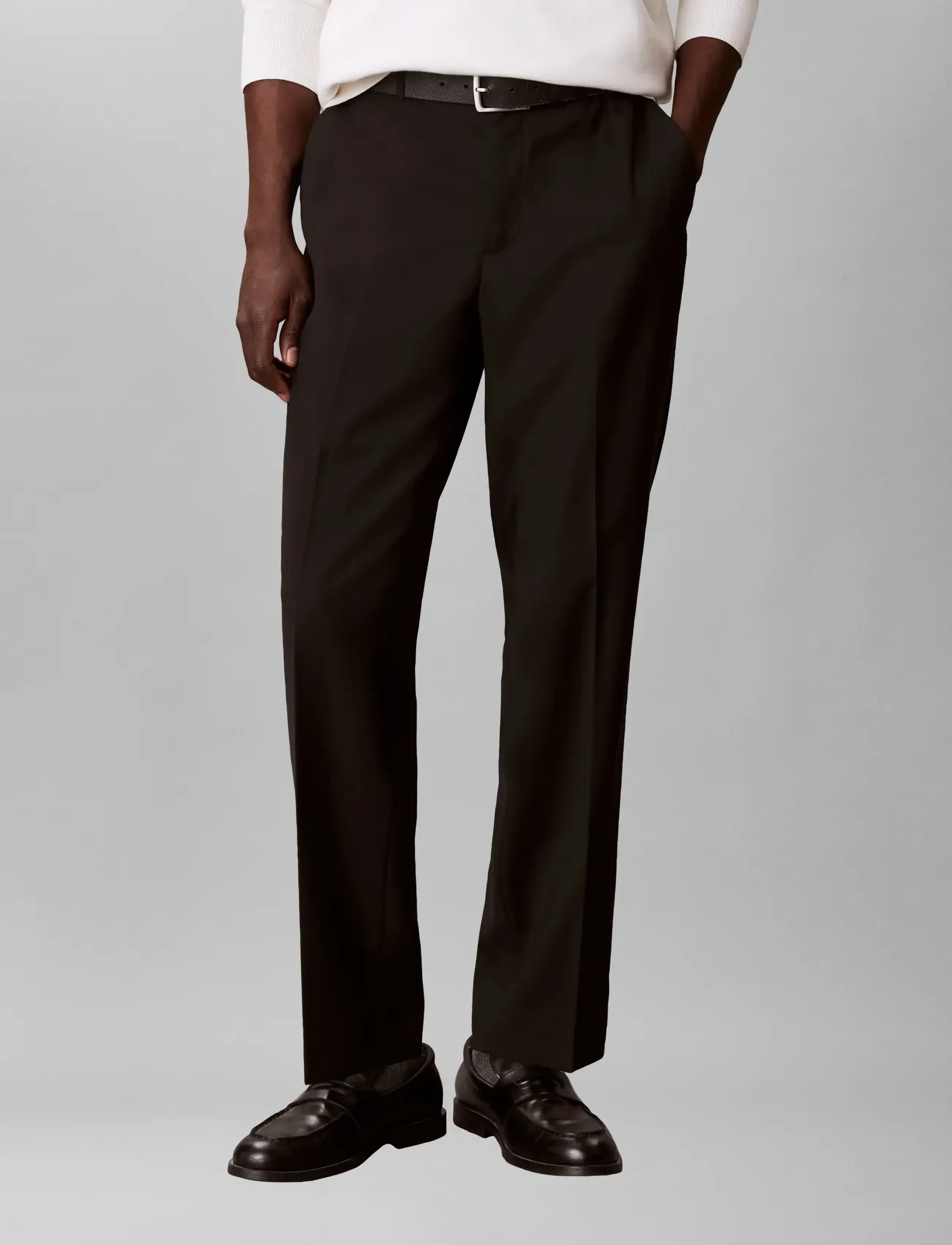 Calvin Klein - TAPERED TRAVEL TWILL WOOL TROUSE - casual bukser - black - 3