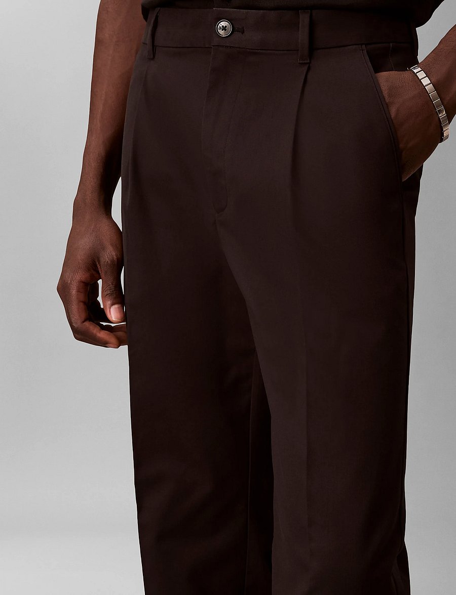 Calvin Klein - STRAIGHT PLEATED SATEEN CHINO - black - 4
