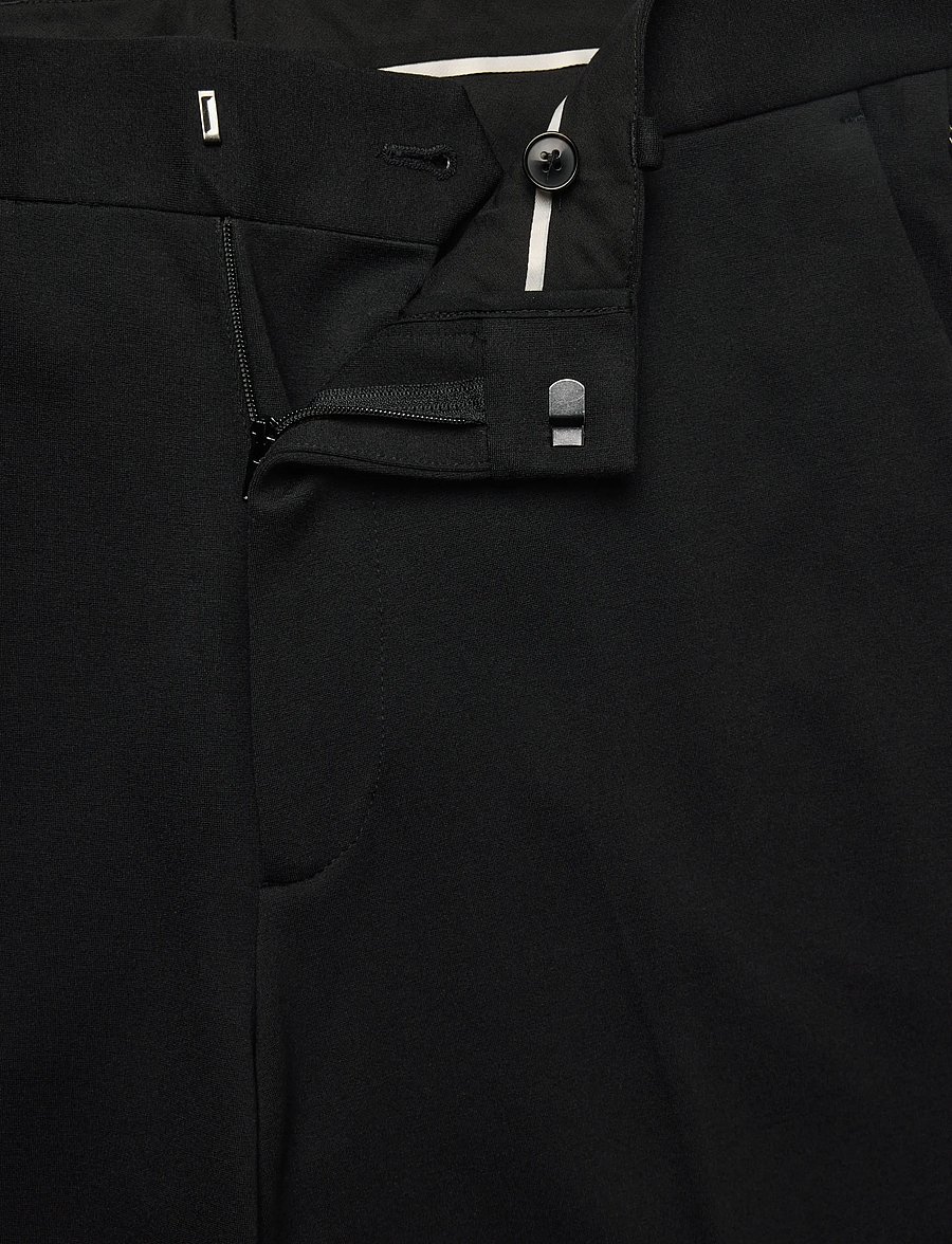 Calvin Klein - STRAIGHT TECH KNIT PANT - casual bukser - black - 3