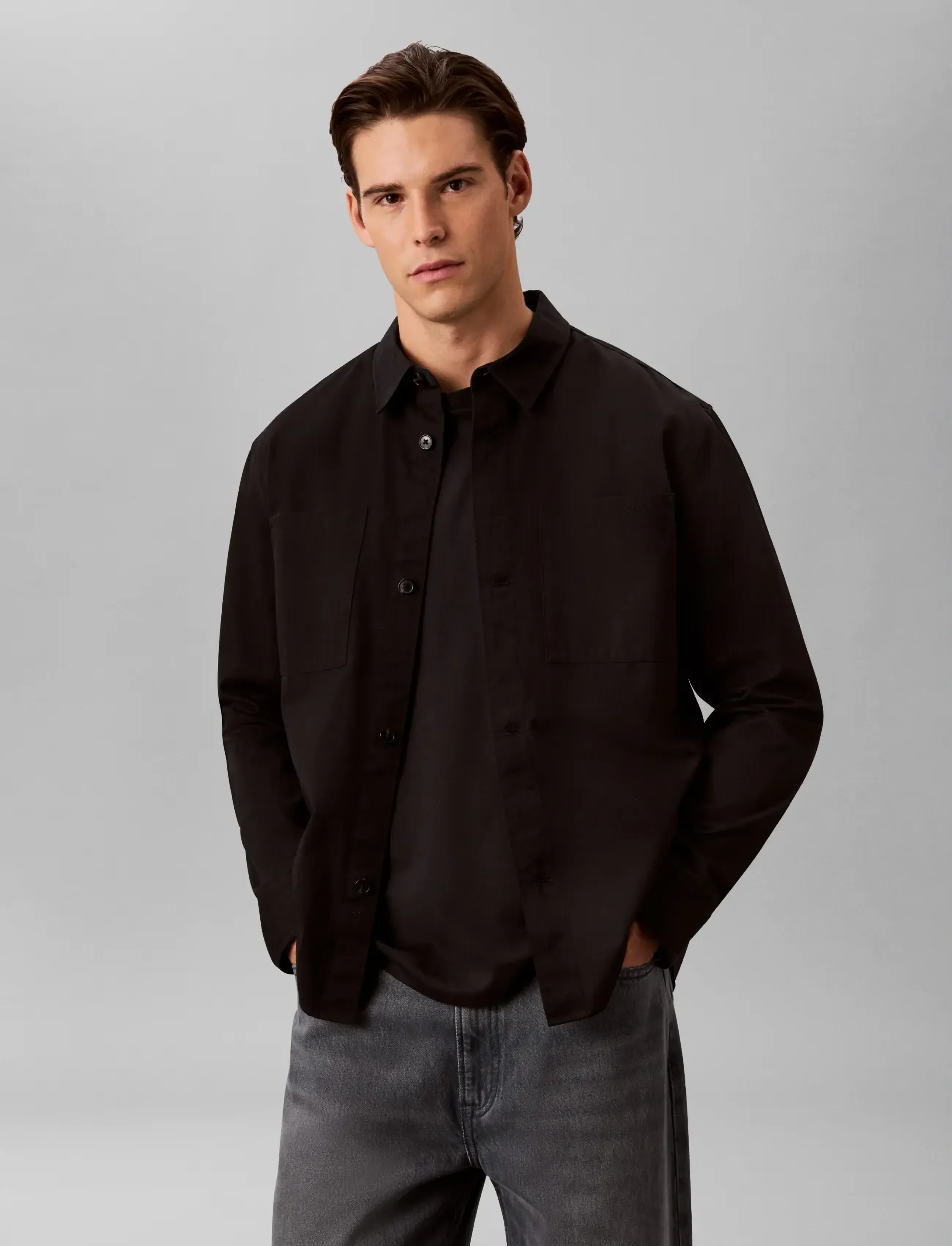 Calvin Klein LS GARMENT WASH TWILL EASY OVERS - Nach Stil kaufen - BLACK / black