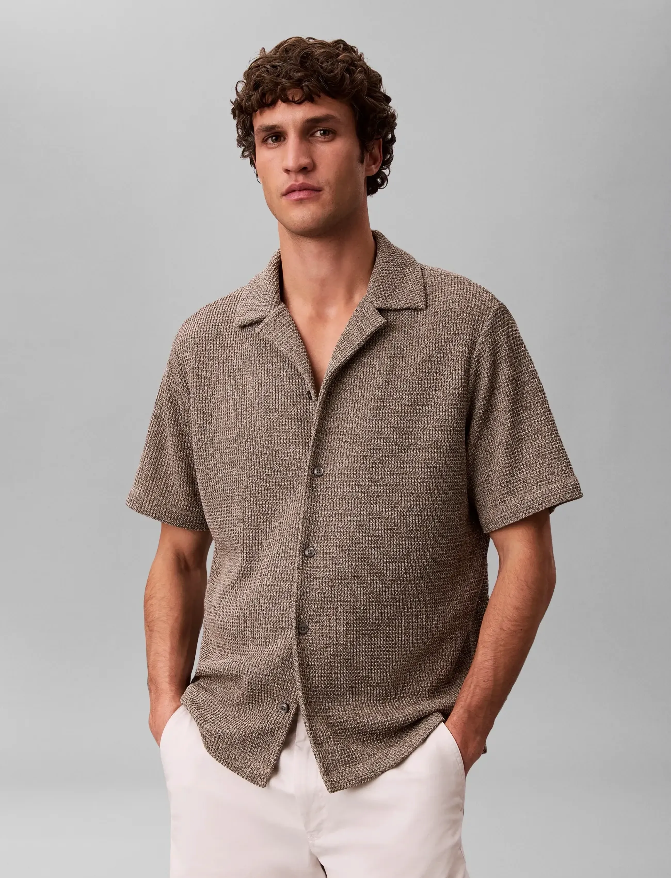 Calvin Klein SS MESH CAMP COLLAR BUTTON FRONT - Shop efter stil - ROASTED CASHEW / beige