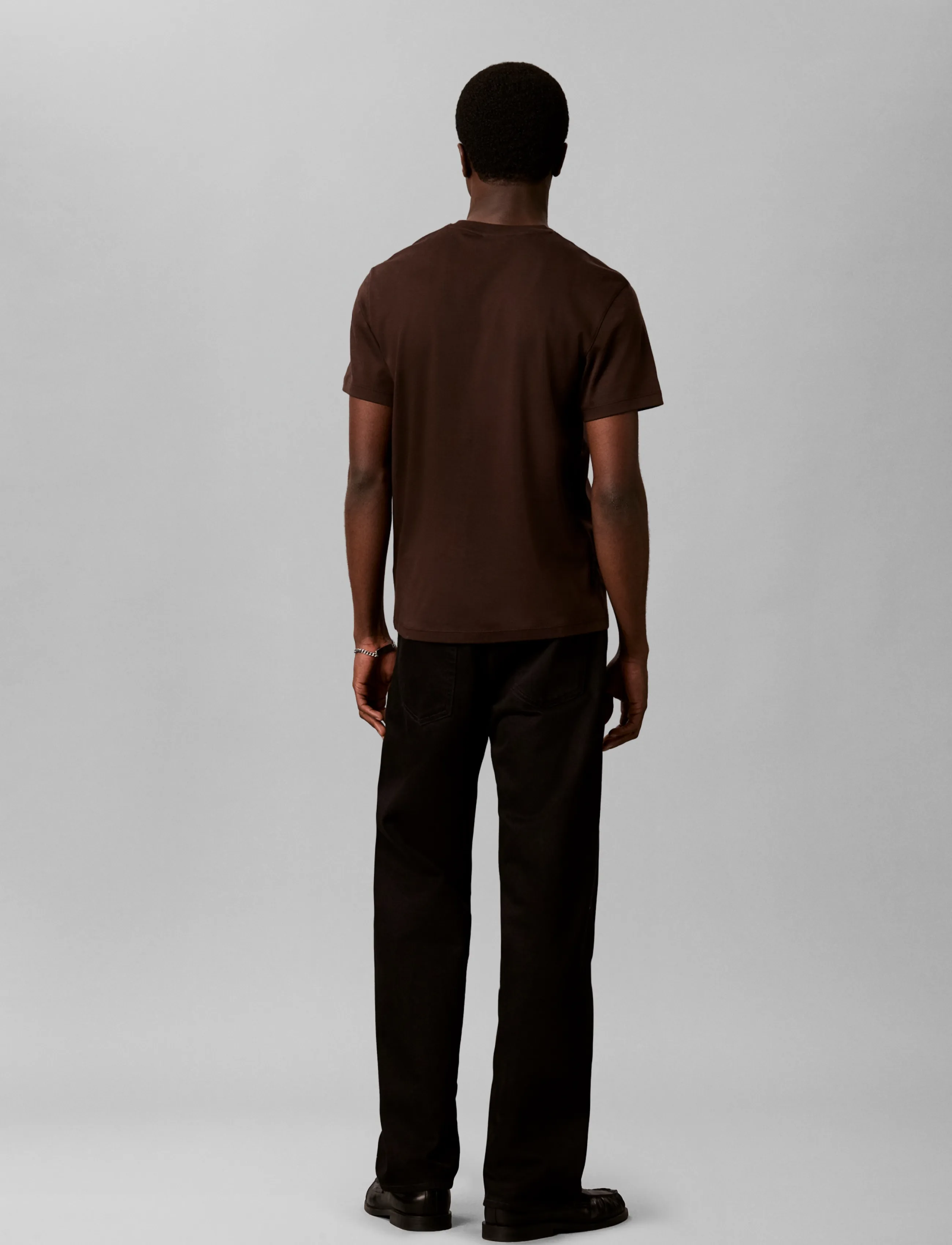 Calvin Klein - SS SLIM SUPIMA LOGO PATCH TEE - lühikeste varrukatega t-särgid - black coffee - 2