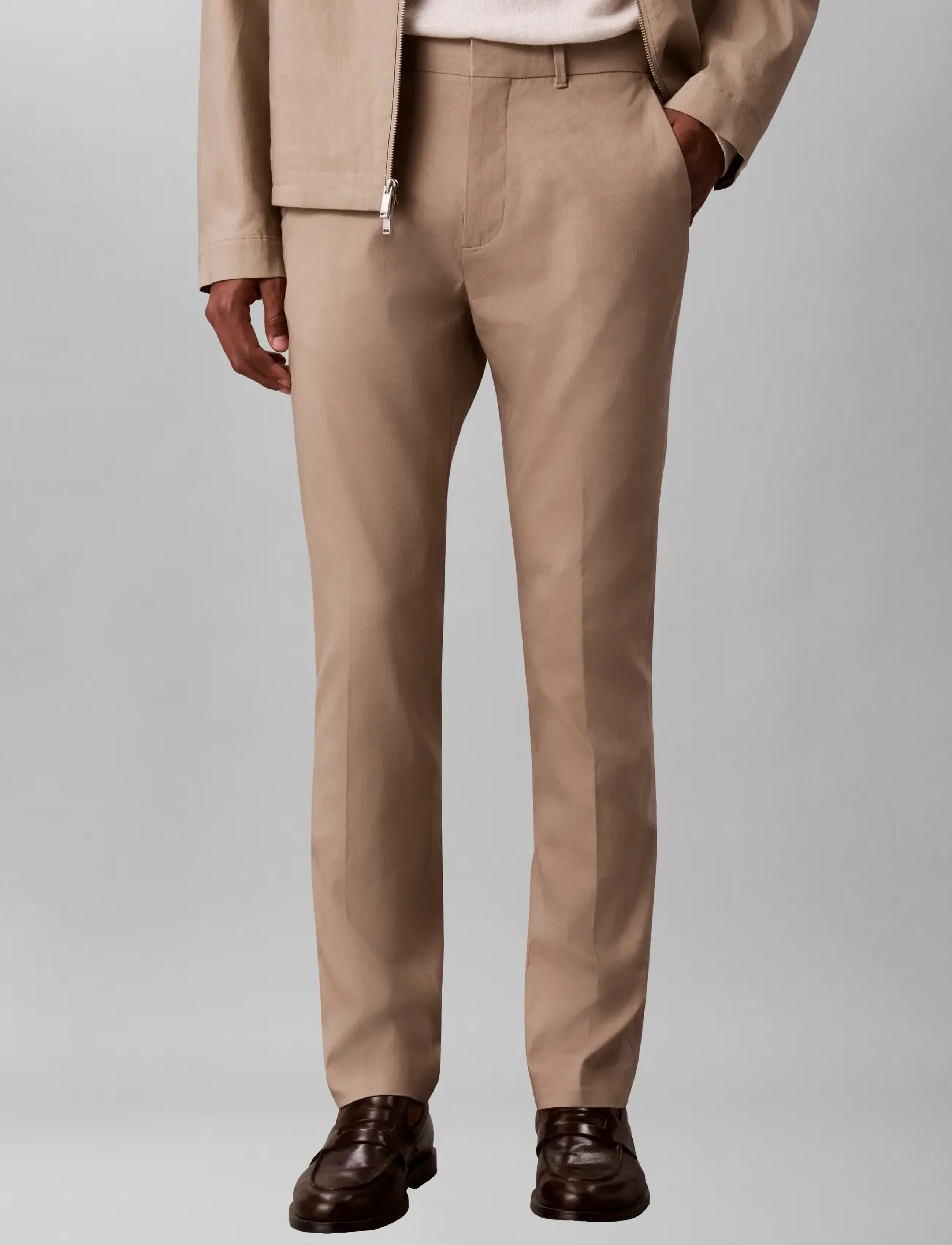 Calvin Klein SLIM LINEN LYOCELL PANT - Hosen - ROASTED CASHEW / beige
