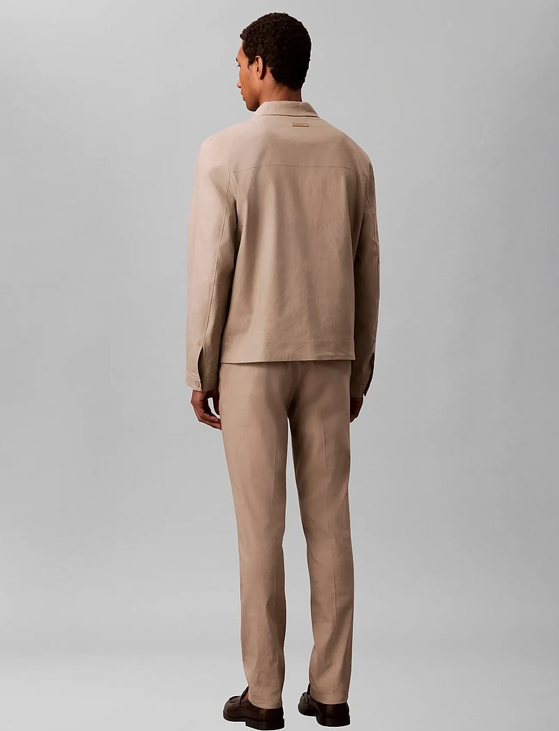 Calvin Klein - SLIM LINEN LYOCELL PANT - leinenhosen - roasted cashew - 2