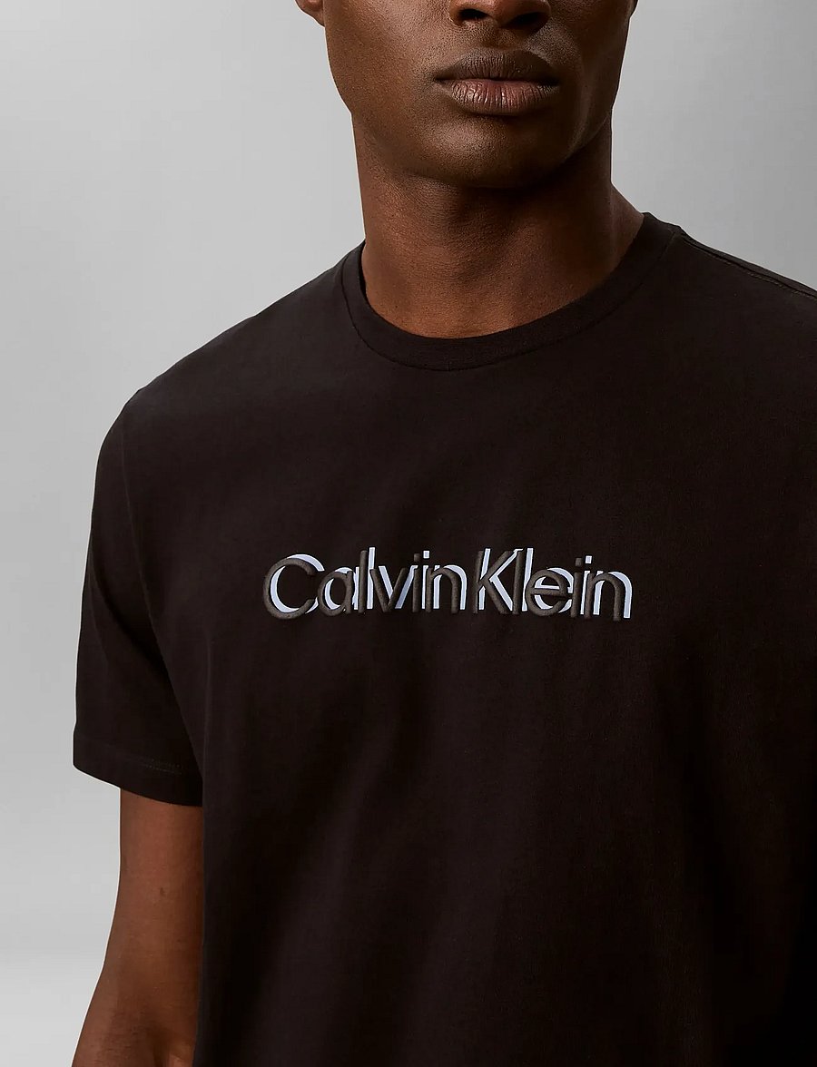Calvin Klein - SS 30s EU SPW PUFF STNDRD GRAPHI - kurzärmelige t-shirts - black - 3