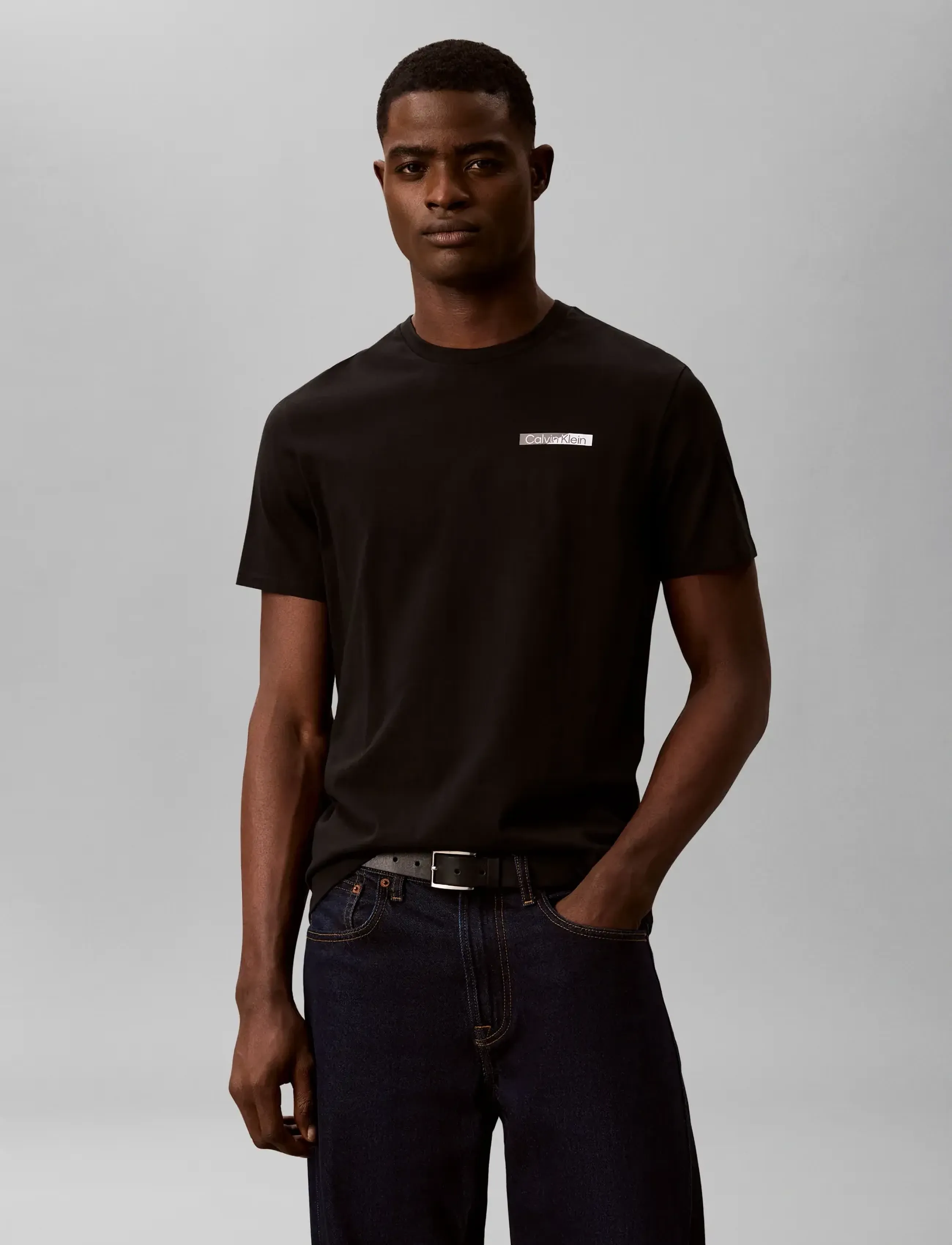 Calvin Klein - SS 30s EU SPW SPLIT STNDRD GRAPH - kortärmade t-shirts - black - 0