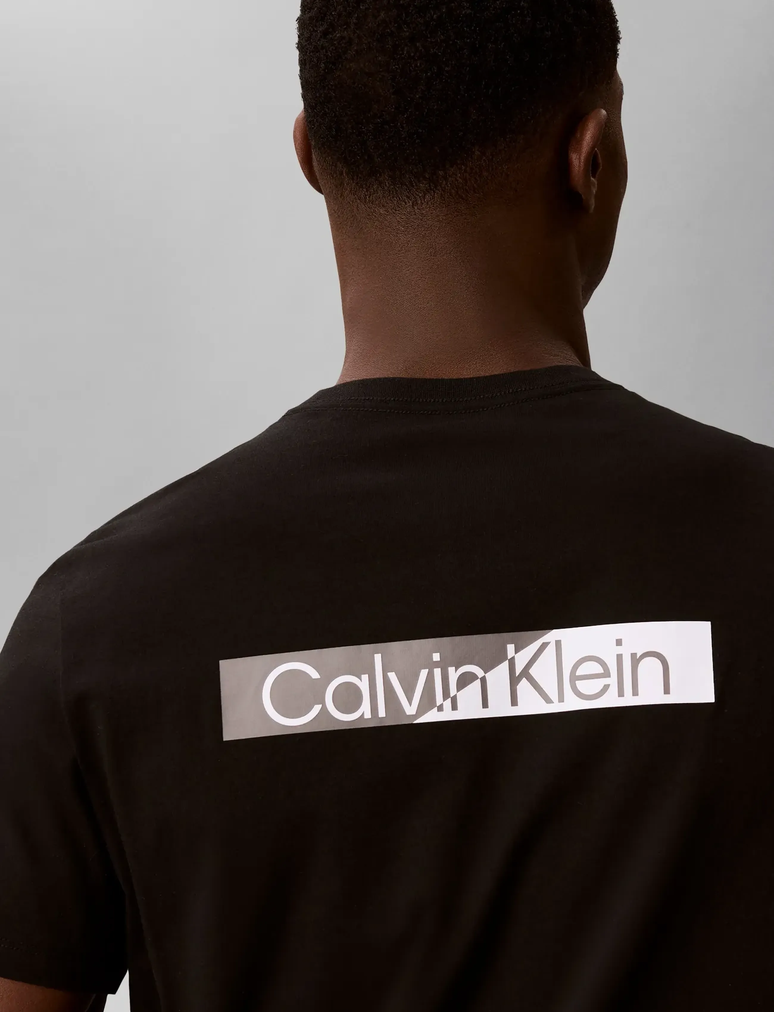 Calvin Klein - SS 30s EU SPW SPLIT STNDRD GRAPH - kortärmade t-shirts - black - 3