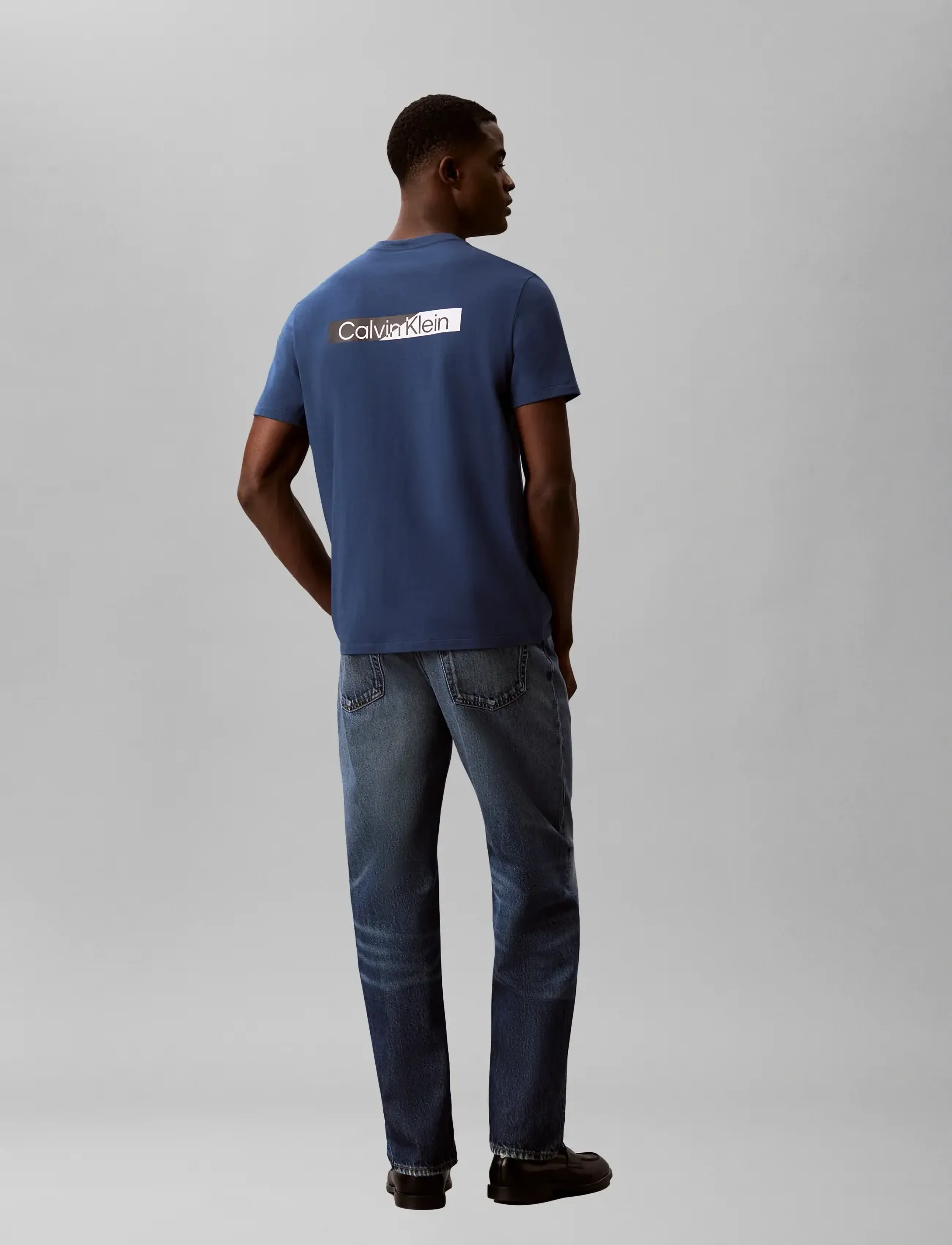 Calvin Klein - SS 30s EU SPW SPLIT STNDRD GRAPH - short-sleeved t-shirts - dark denim - 2