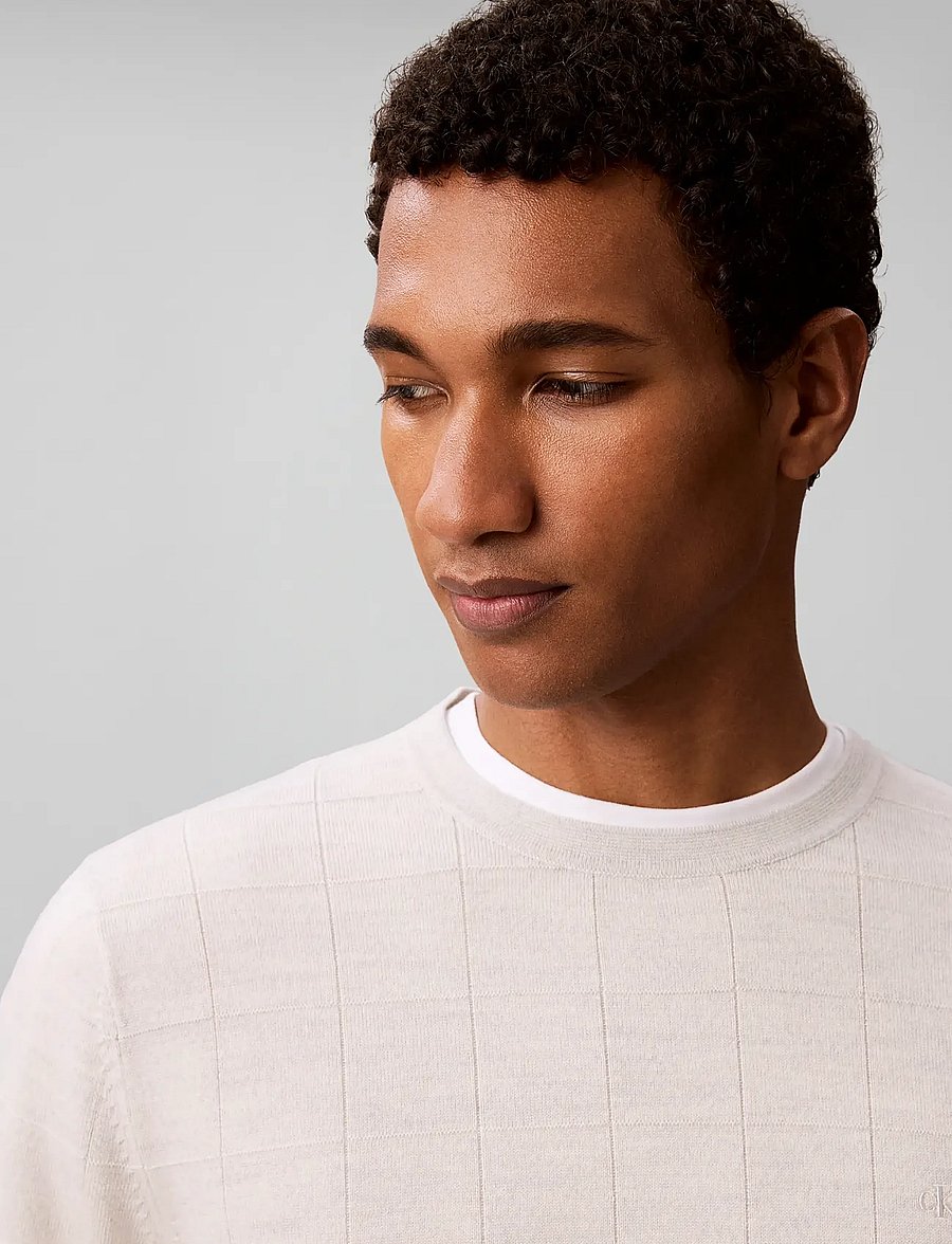 Calvin Klein - LS 100% MERINO TEXTURED GRID CRE - rund hals - snow heather - 4
