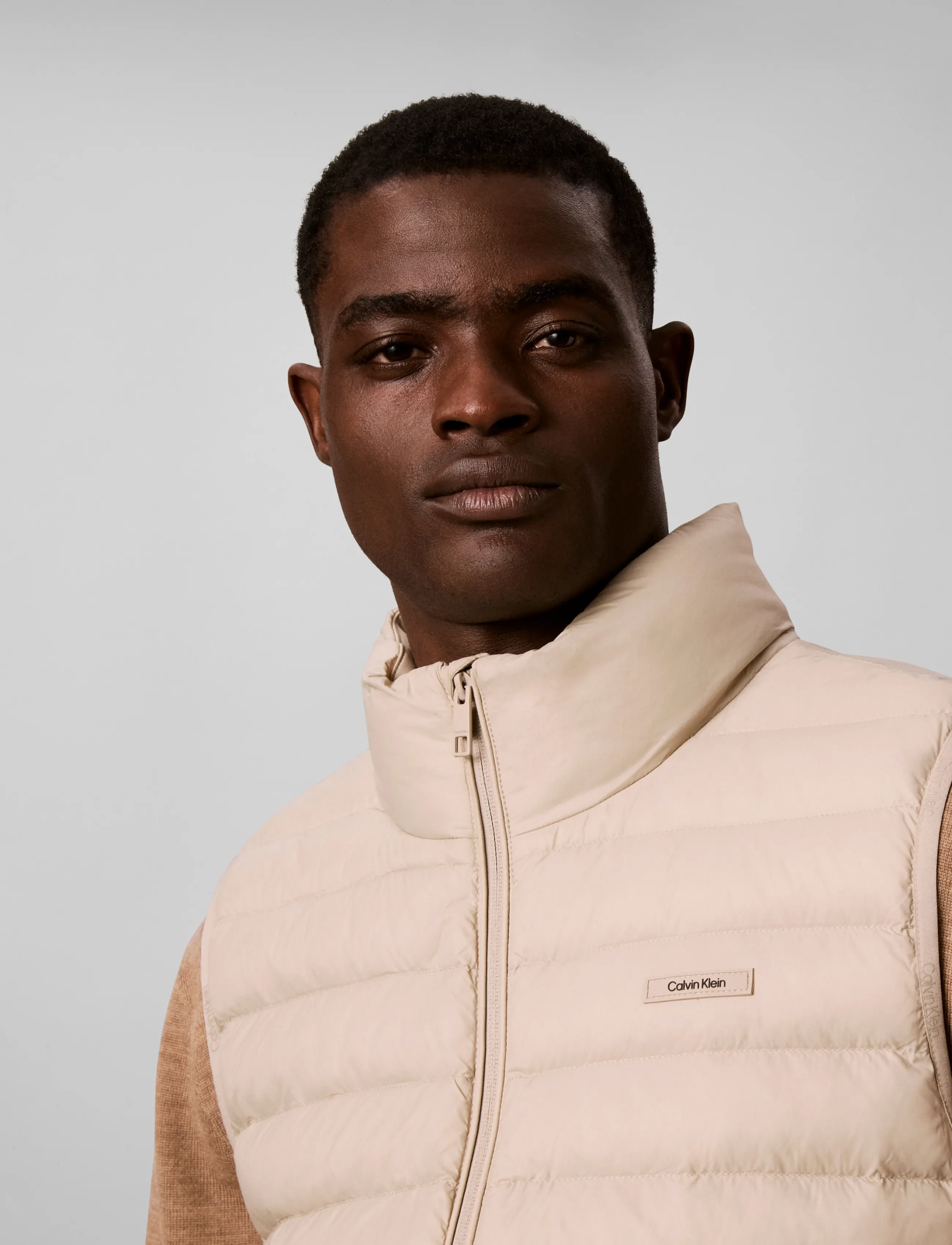Calvin Klein - SLVLSS LT WT NYLON PUFFER VEST - westen - plaza taupe - 4