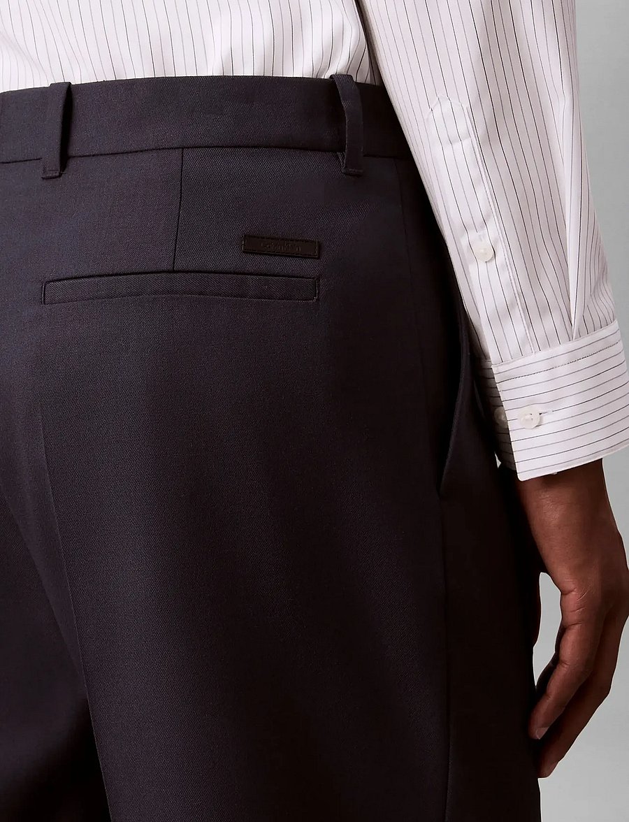 Calvin Klein - TAPERED PLEATED WOOL BLEND PANT - blue nights - 5
