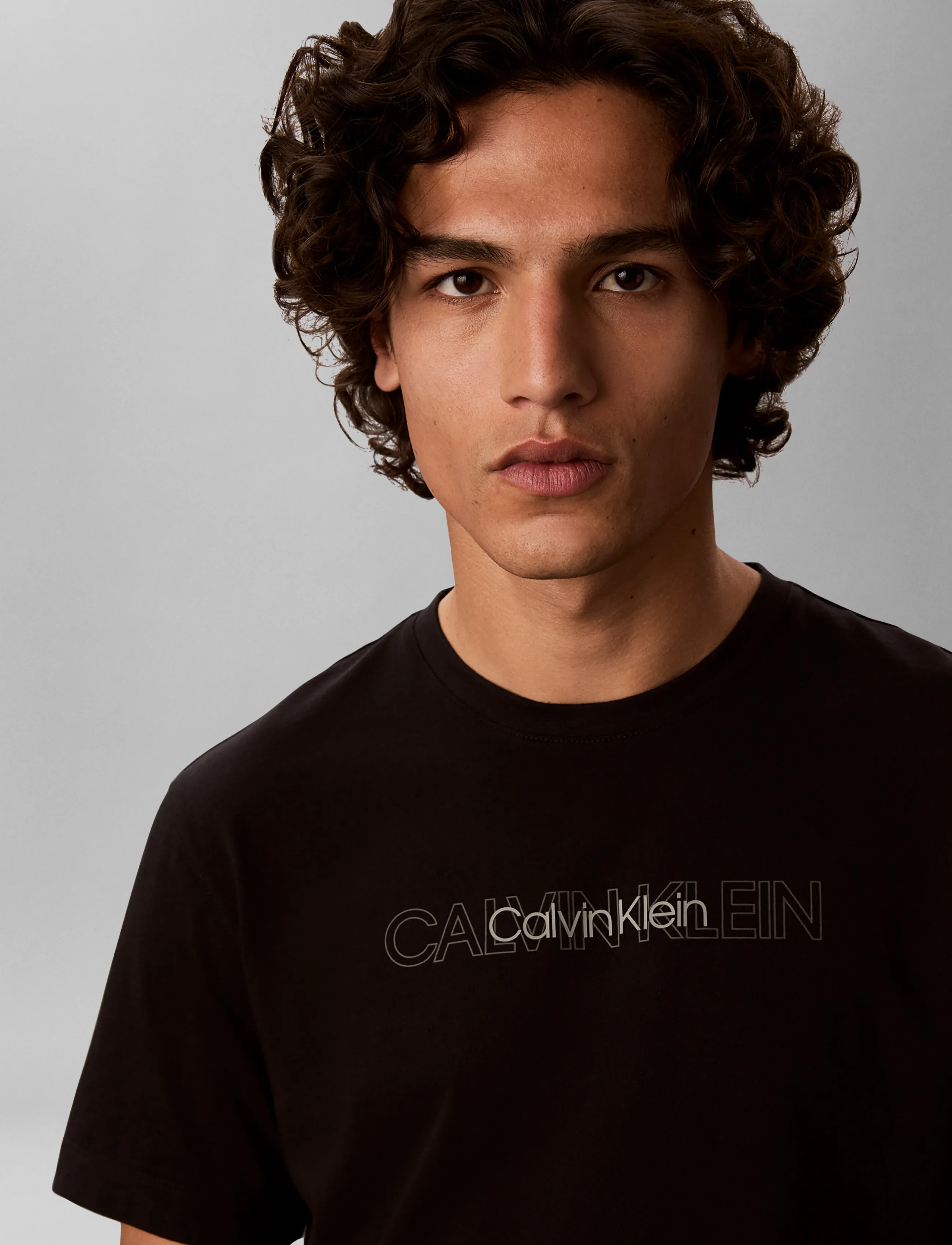 Calvin Klein - SS 30 EU REPEAT STND LOGO GRAPHI - lühikeste varrukatega t-särgid - black - 4