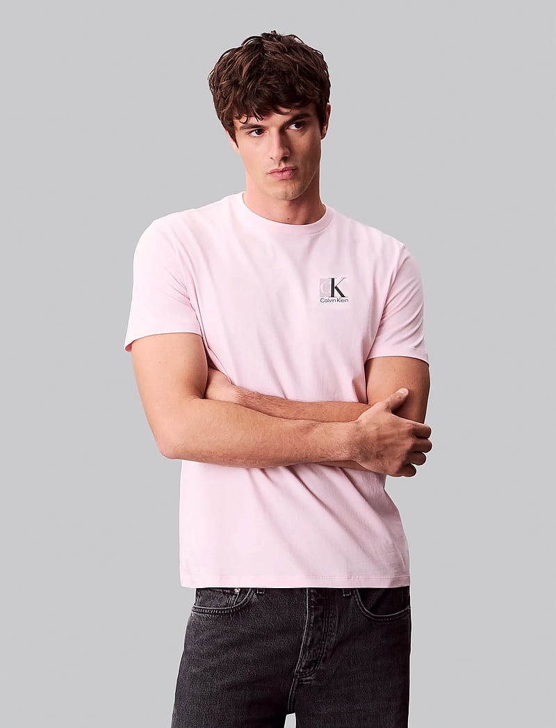 Calvin Klein - SS 30s EU SP CK ABSTRACT GRAPHIC - lühikeste varrukatega t-särgid - bright white - 0