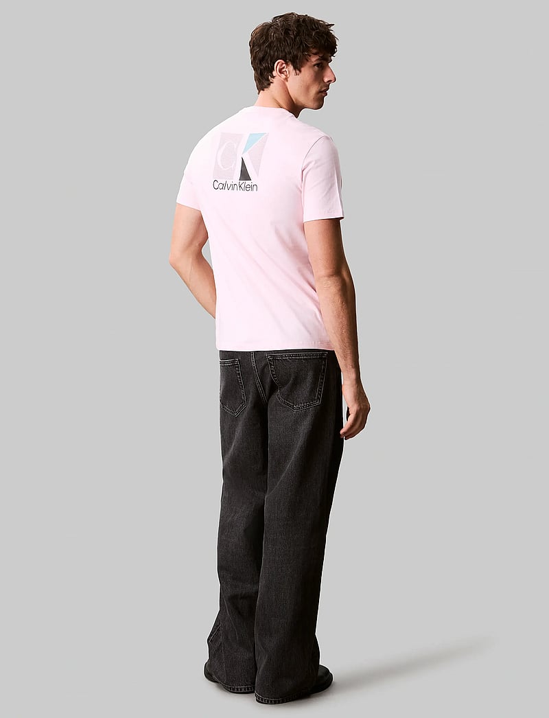 Calvin Klein - SS 30s EU SP CK ABSTRACT GRAPHIC - lühikeste varrukatega t-särgid - bright white - 3